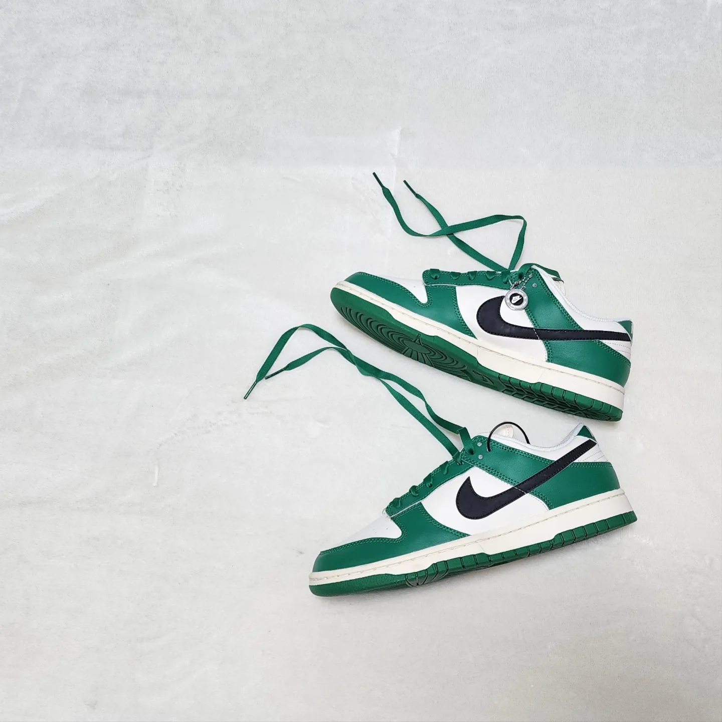 Nike Dunk Low Retro SE Jackpot Malachite 착용 스타일 - 1