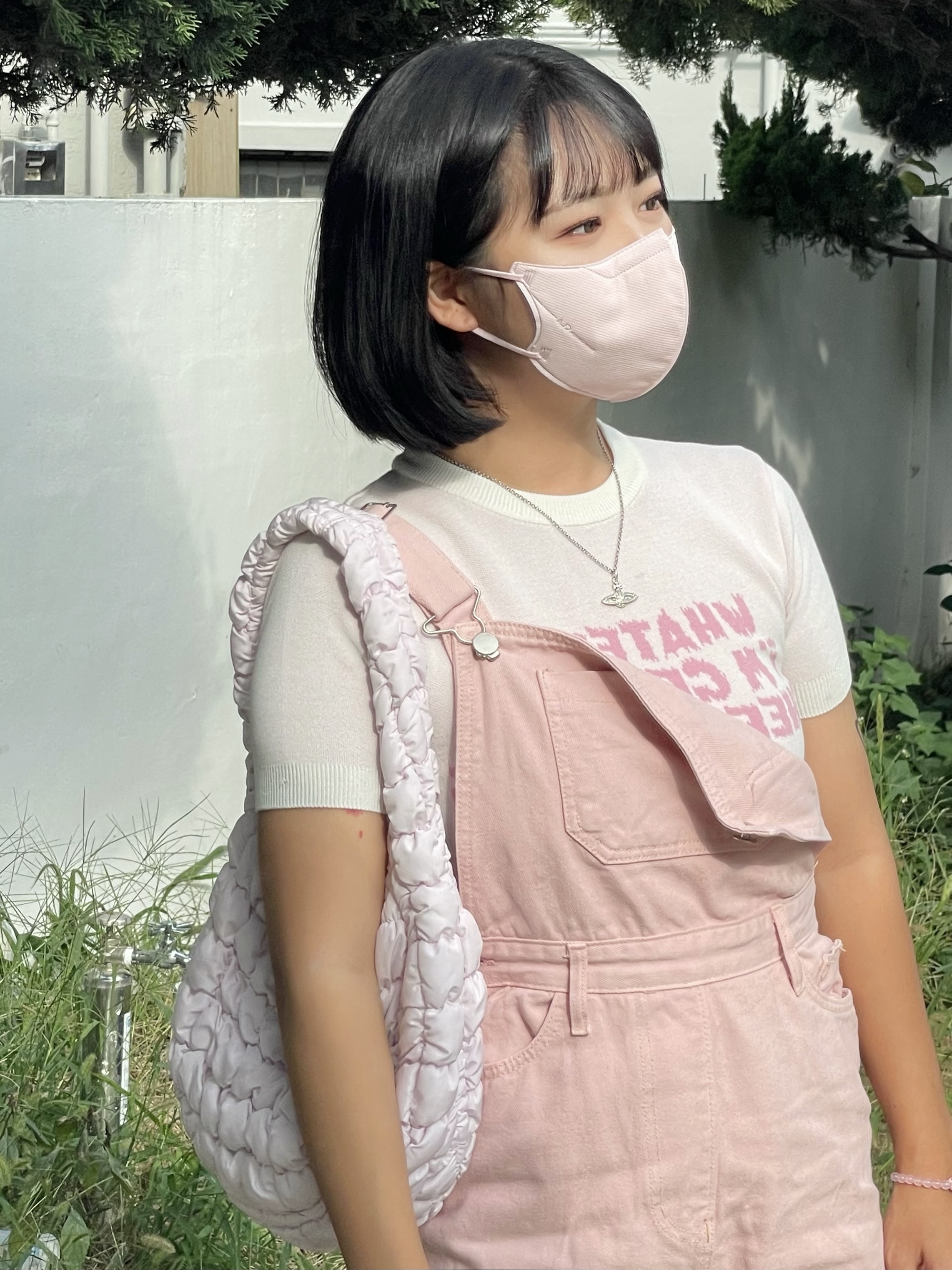 Nike Air Force 1 '07 QS Valentine's Day, COS Quilted Mini Bag Light Pink 착용 스타일 - 2