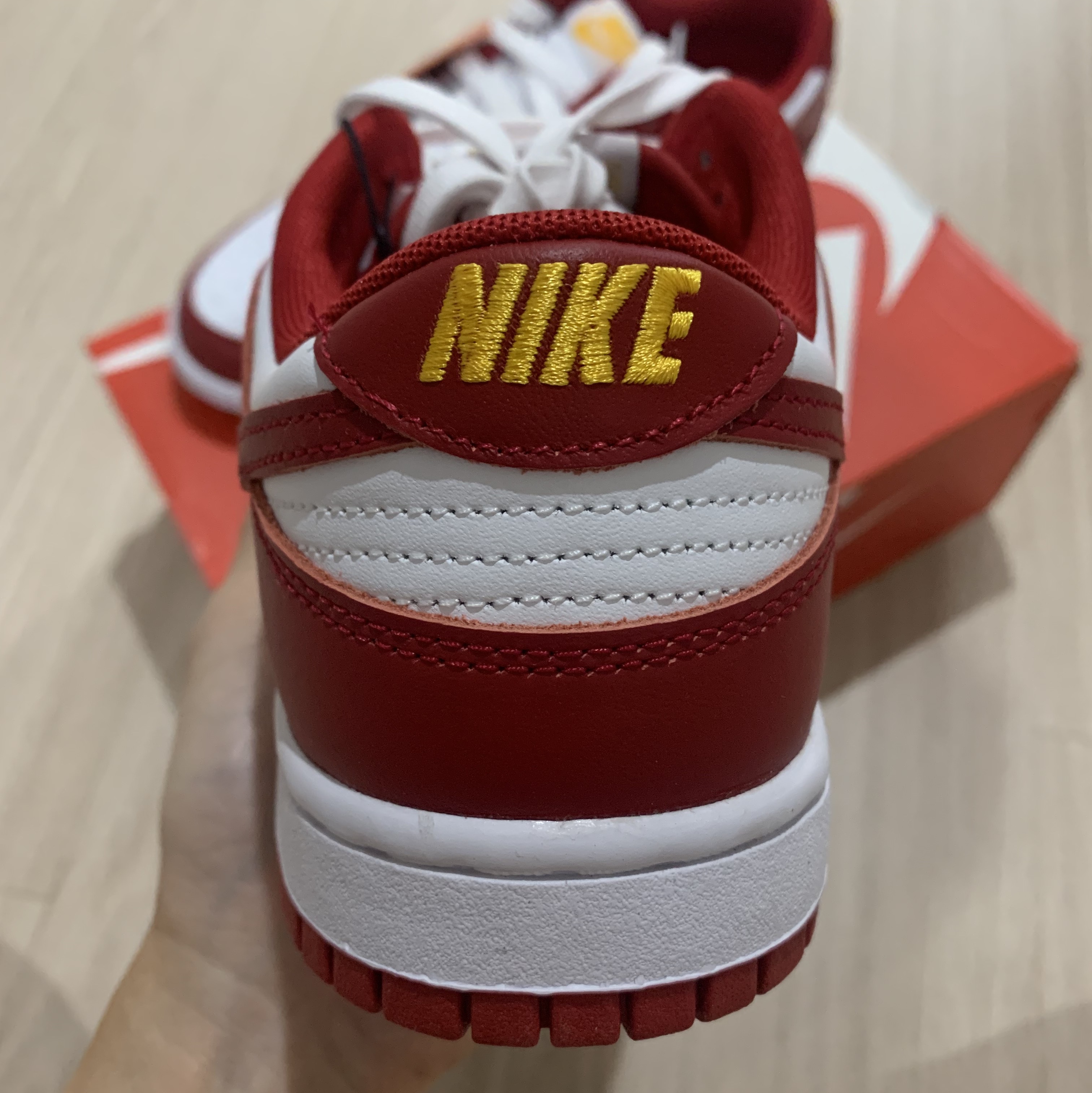 Nike Dunk Low Retro Gym Red 착용 스타일 - 3