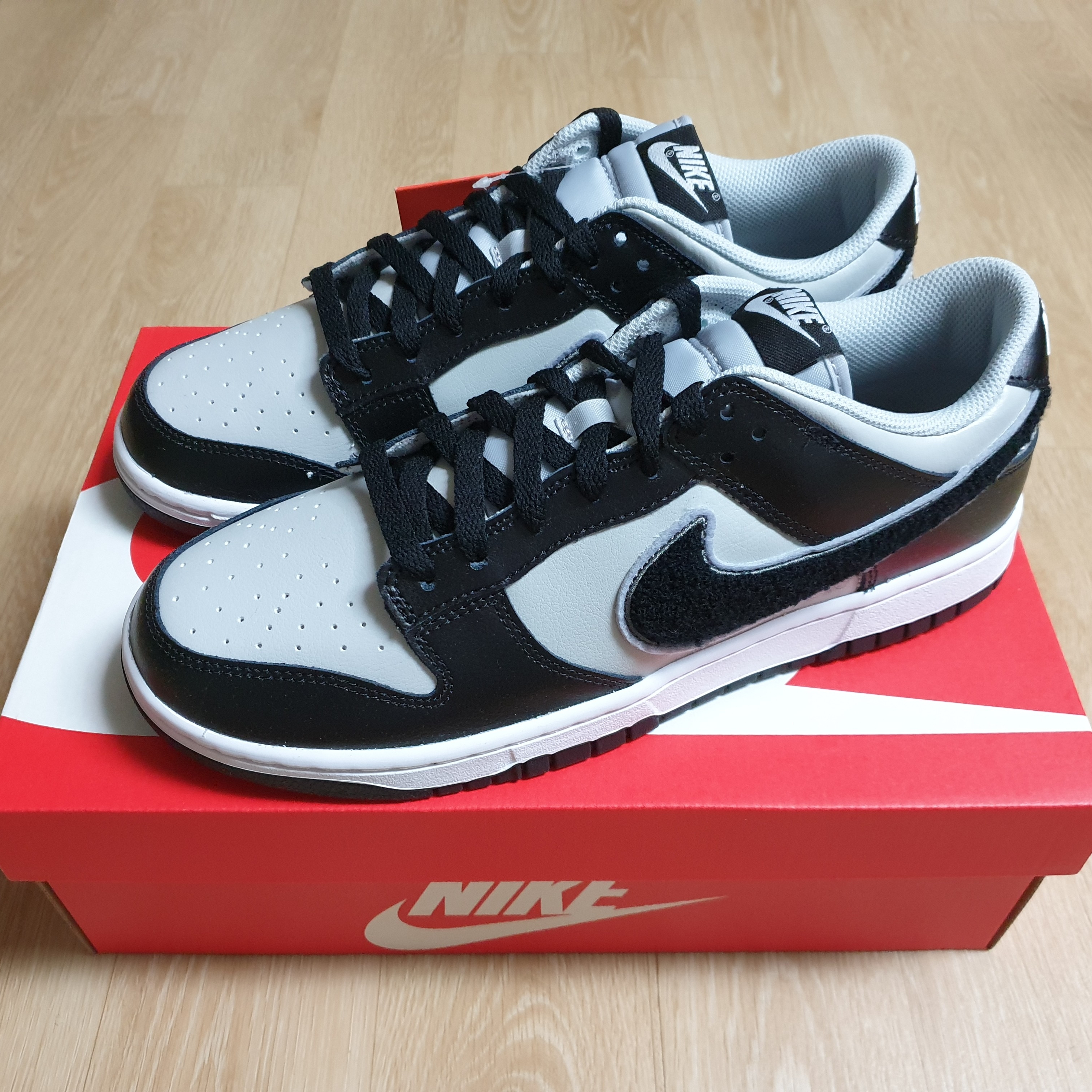 Nike Dunk Low Retro Grey Fog Black 착용 스타일