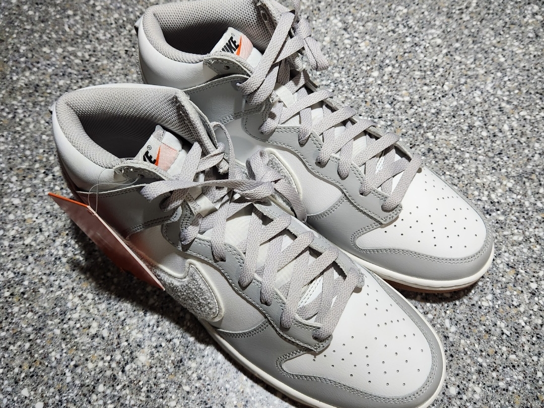 Nike Dunk High Retro University Light Smoke Grey 착용 스타일 - 3
