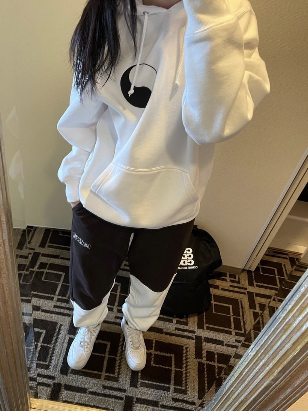 Stussy x Our Legacy Yin Yang Hood White 착용 스타일 - 3