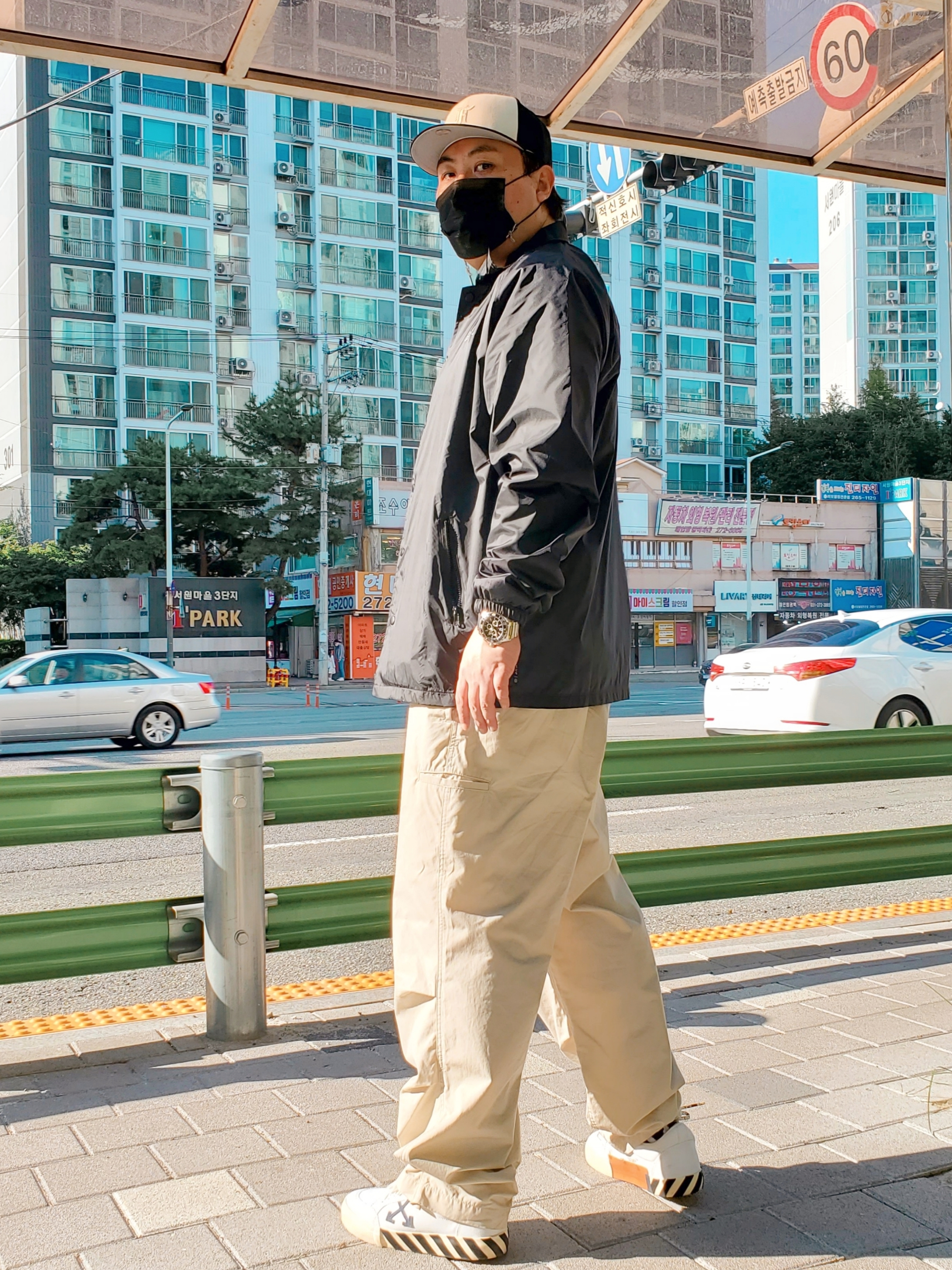 Off-White Arrow Low Vulcanized Sneakers White Blue - 21FW 착용 스타일