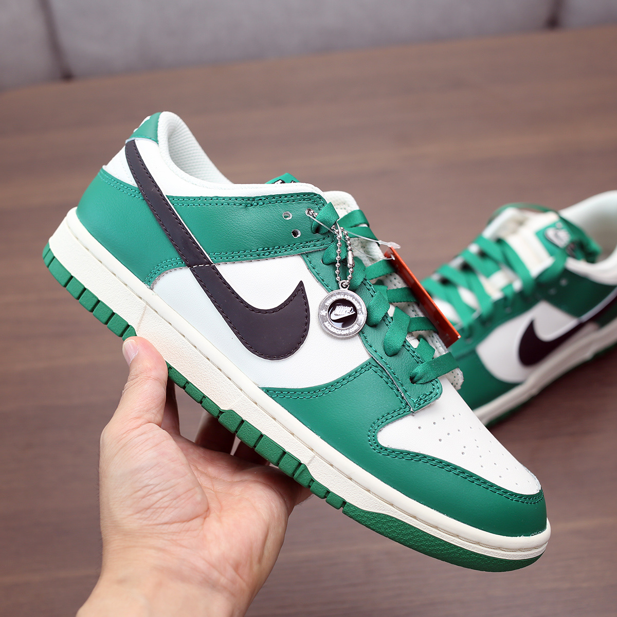 Nike Dunk Low Retro SE Jackpot Malachite 착용 스타일 - 4