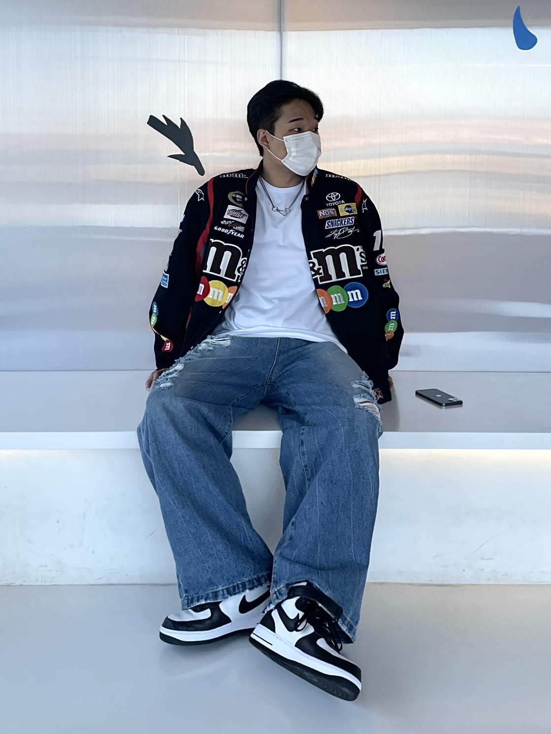 Nike x Stussy Air Force 1 '07 Mid SP Black and Light Bone 착용 스타일 - 2