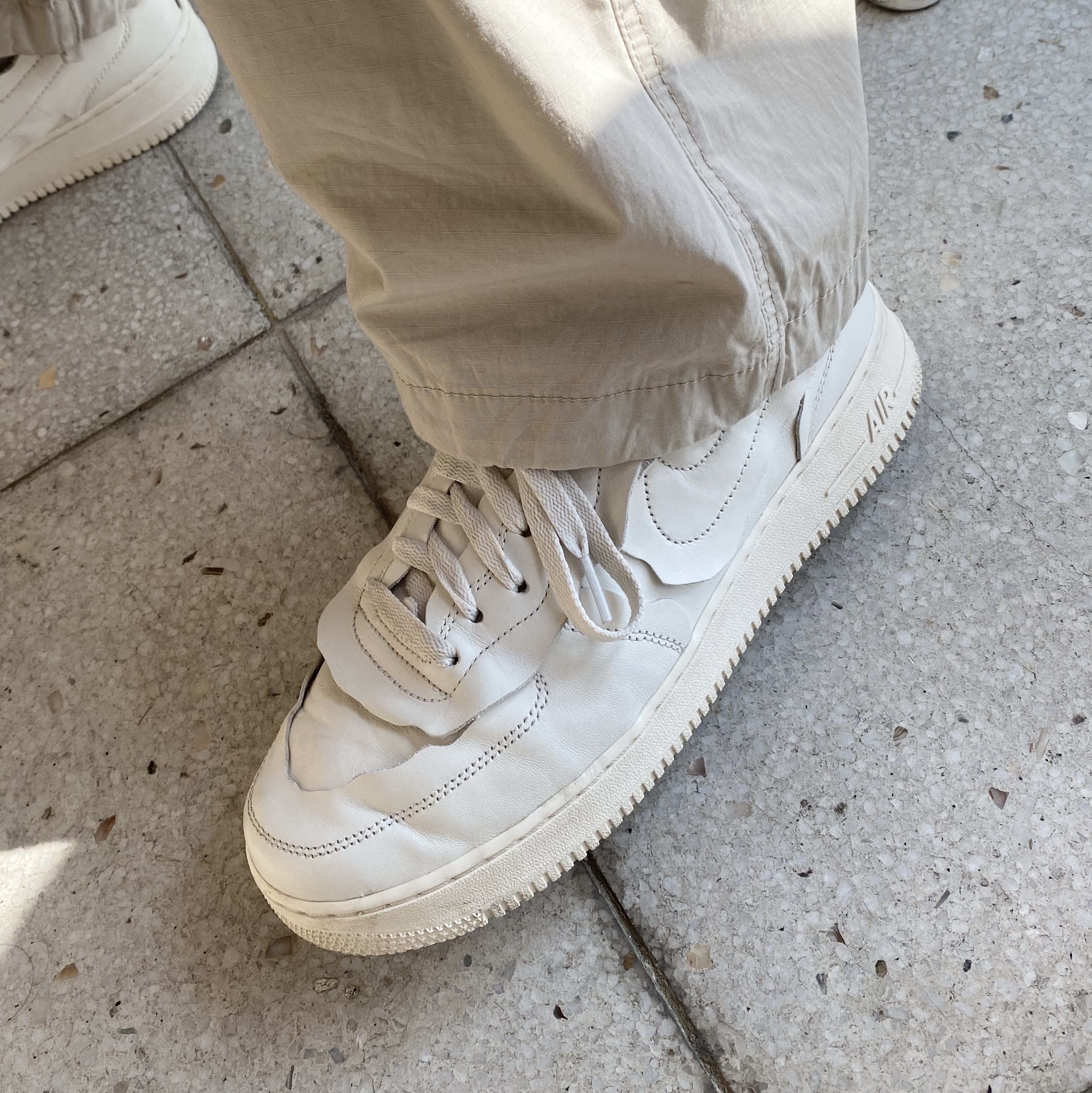 Nike x Comme des Garcons Homme Plus Air Force Mid White 착용 스타일