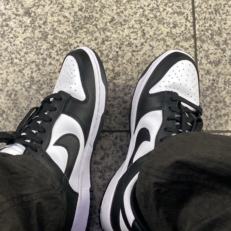 Nike Dunk Low Retro Black 착용 스타일 - 3