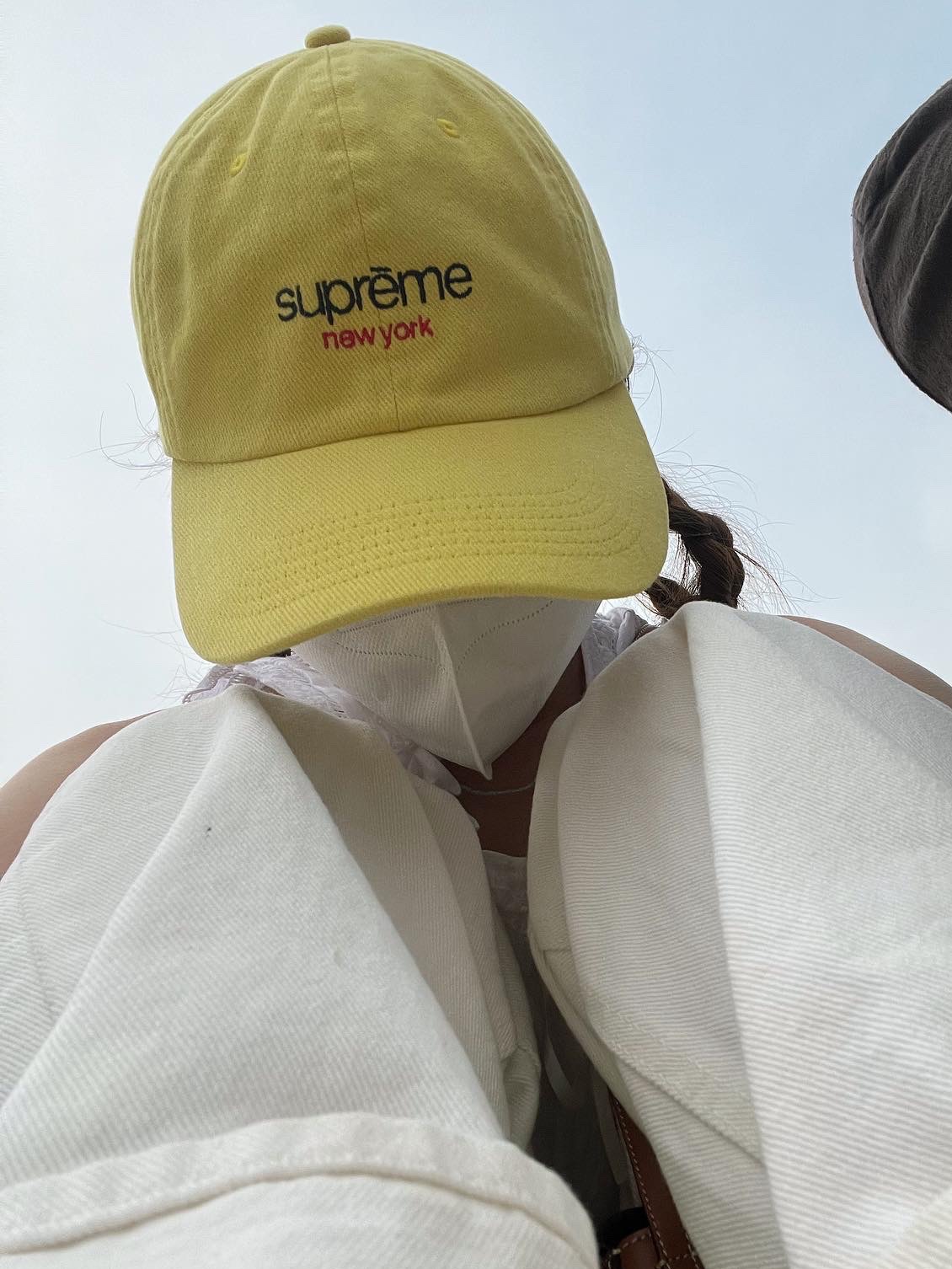 Adidas x Human Made Superstar White Black, Supreme Classic Logo 6-Panel Yellow - 21SS 착용 스타일 - 3