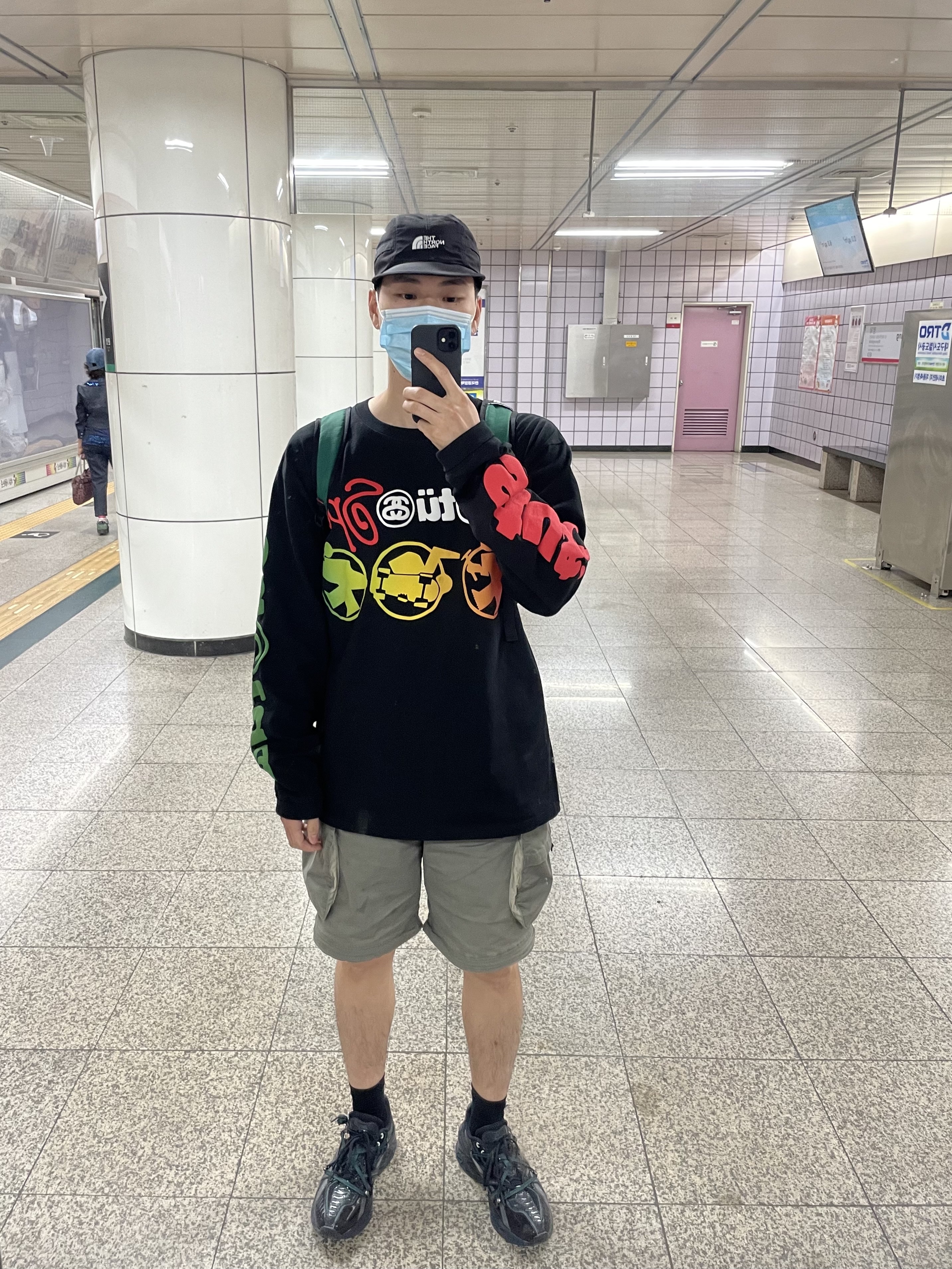 Supreme x The North Face Trekking Soft Bill Cap Black - 22SS, Stussy x Cactus Plant Flea Market Sport LS T-Shirt Black 착용 스타일