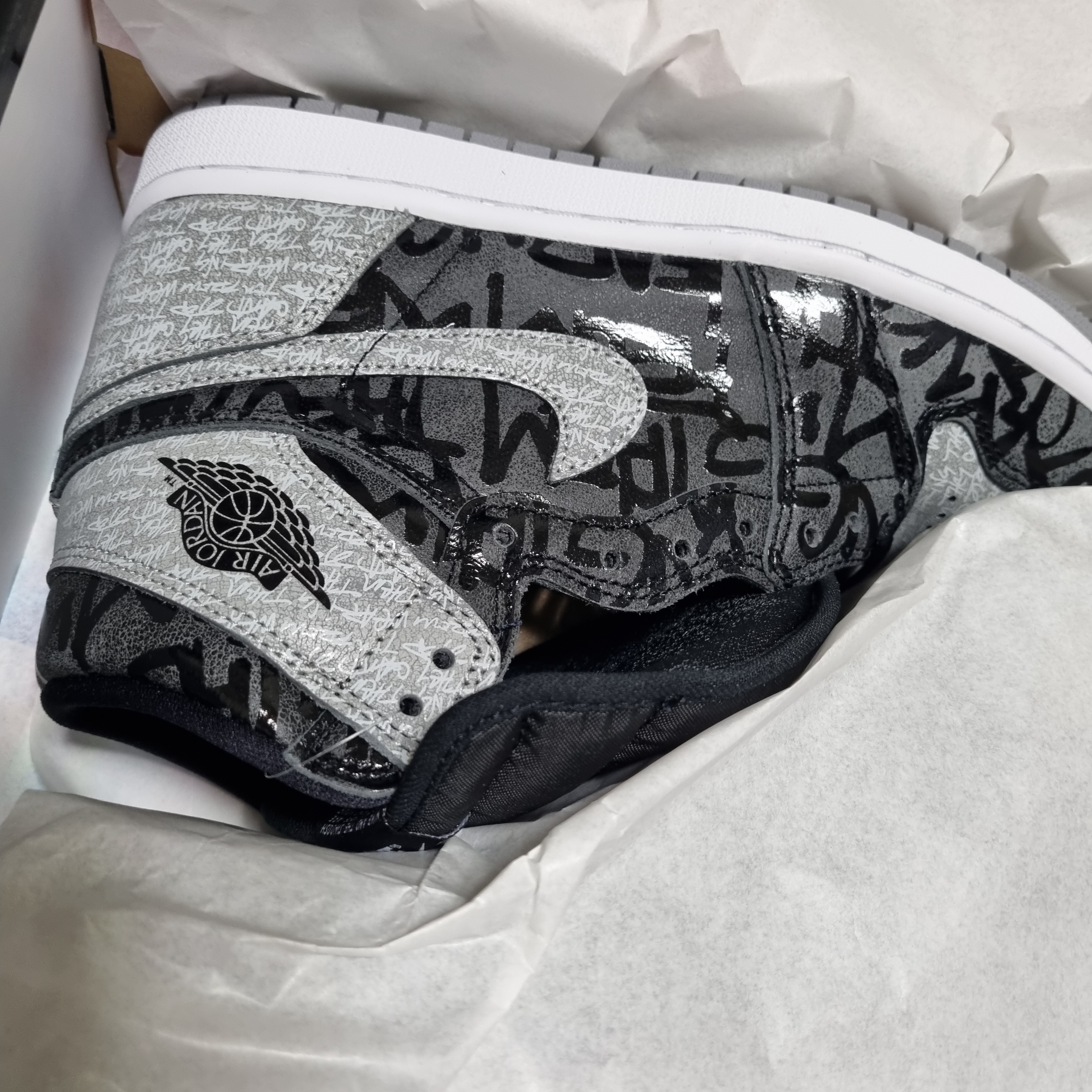 Jordan 1 Retro High OG Rebellionaire 착용 스타일