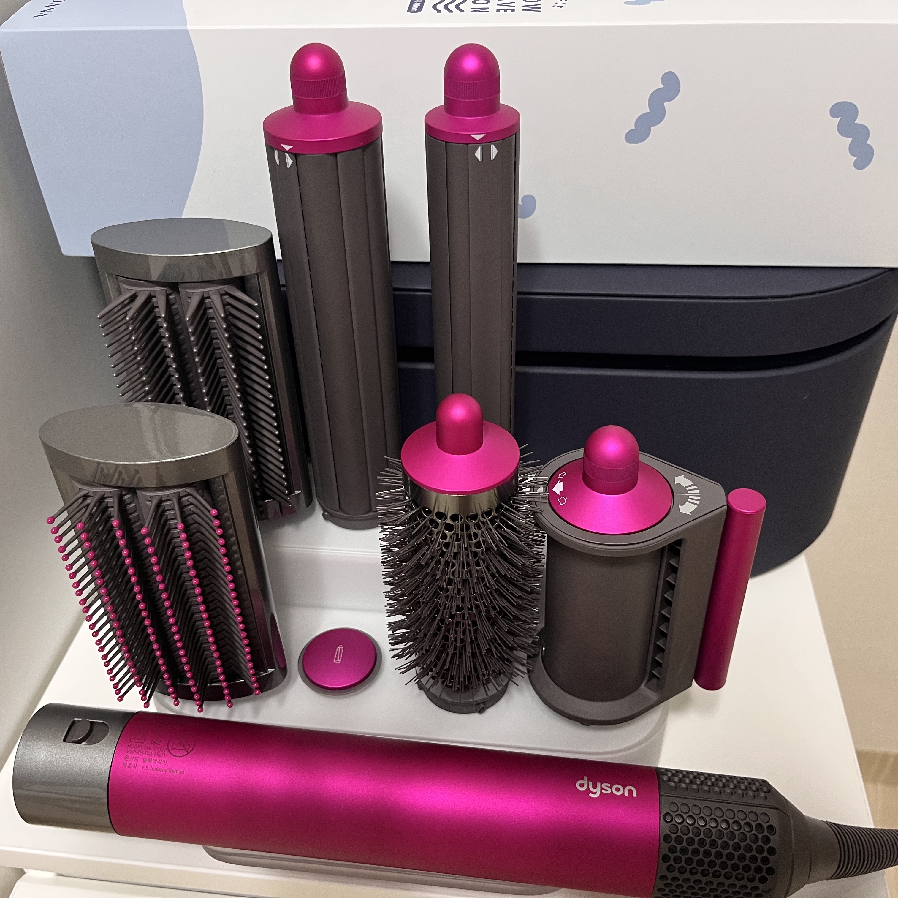 Dyson Airwrap Multi Styler Complete Long Fuchsia Nickel (Korean Ver.) 착용 스타일