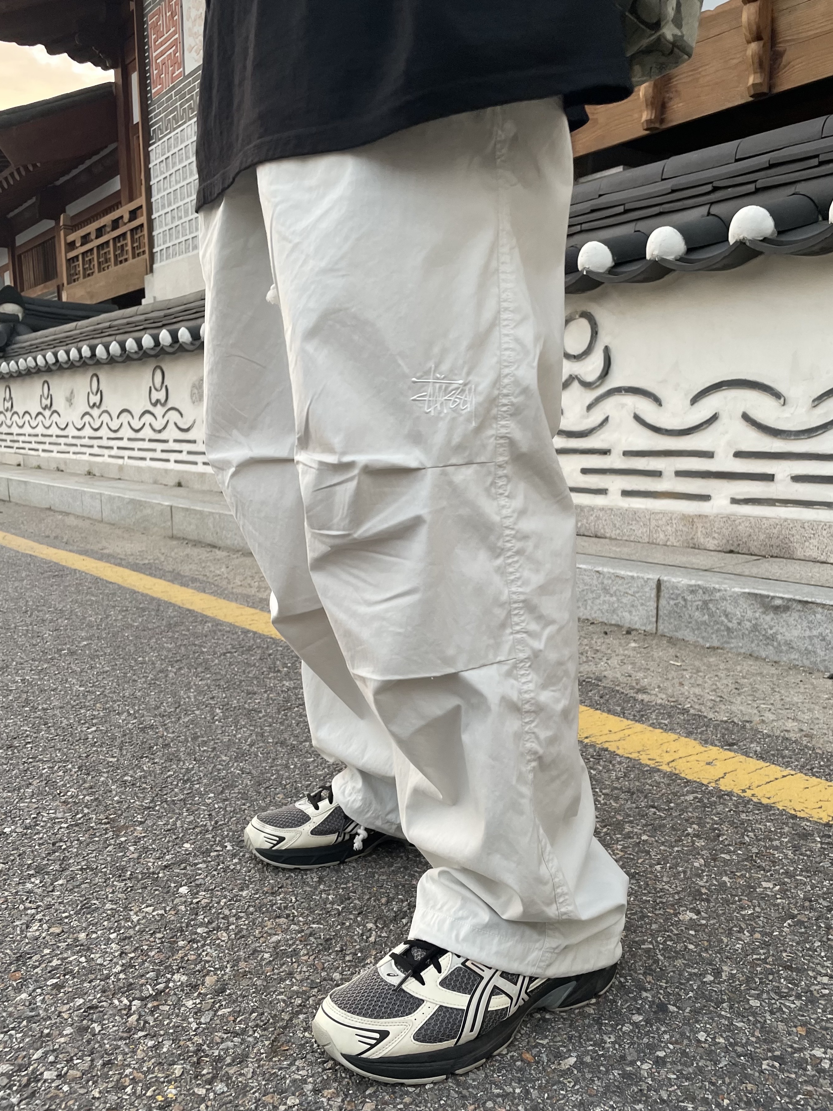Stussy Canvas Backpack Veil Camo, Asics x I4P Gel-1130 Mink Glacier Grey 착용 스타일 - 4