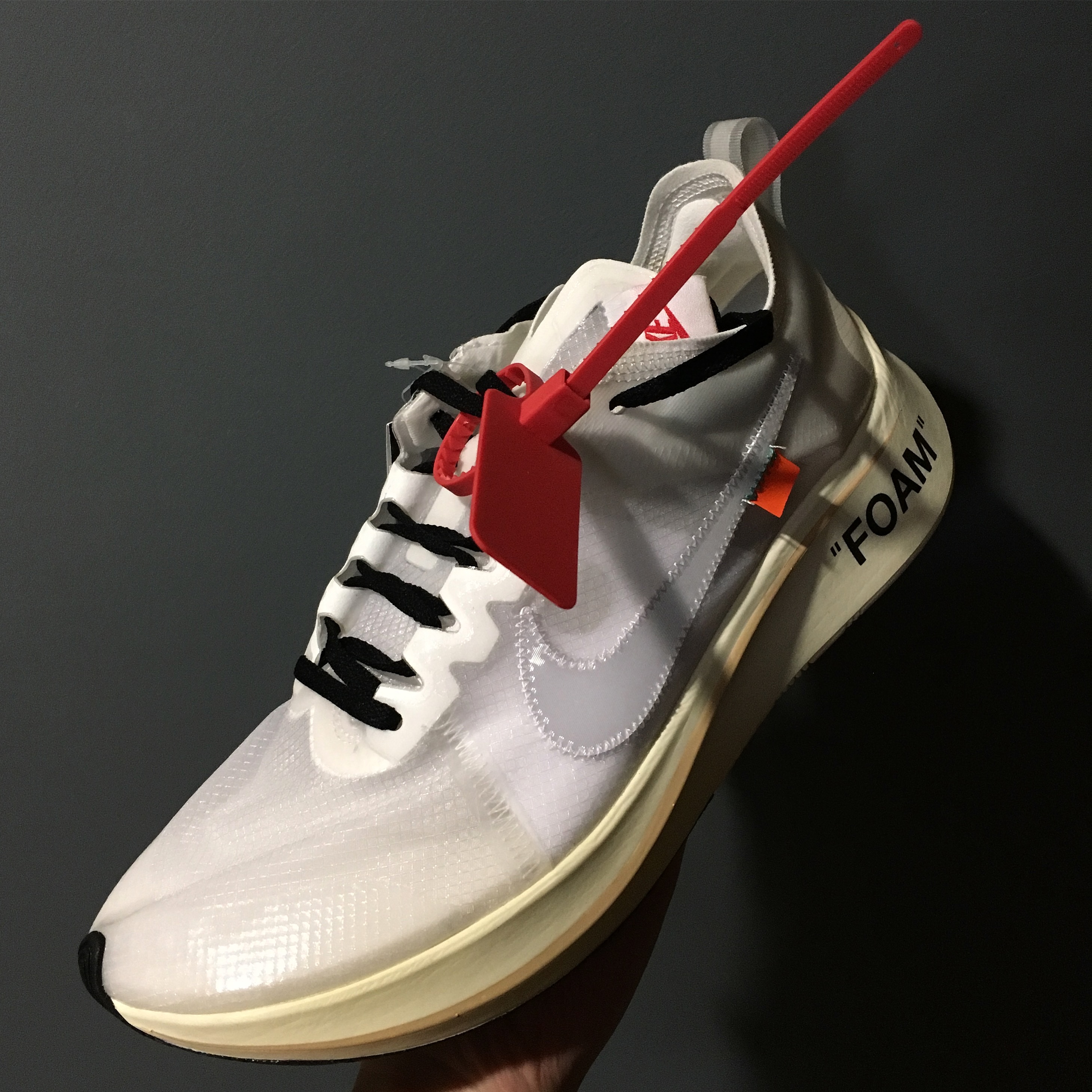 Nike x Off-White Zoom Fly SP The Ten 착용 스타일
