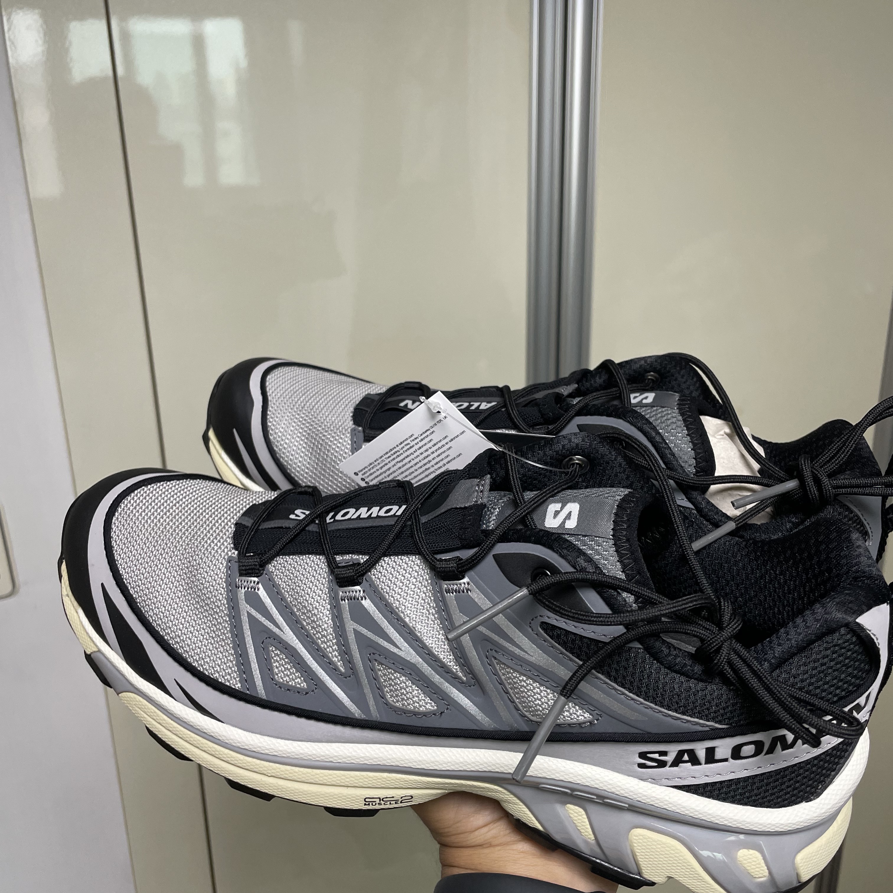 Salomon XT-6 Expanse Alloy Quiet Shade 착용 스타일