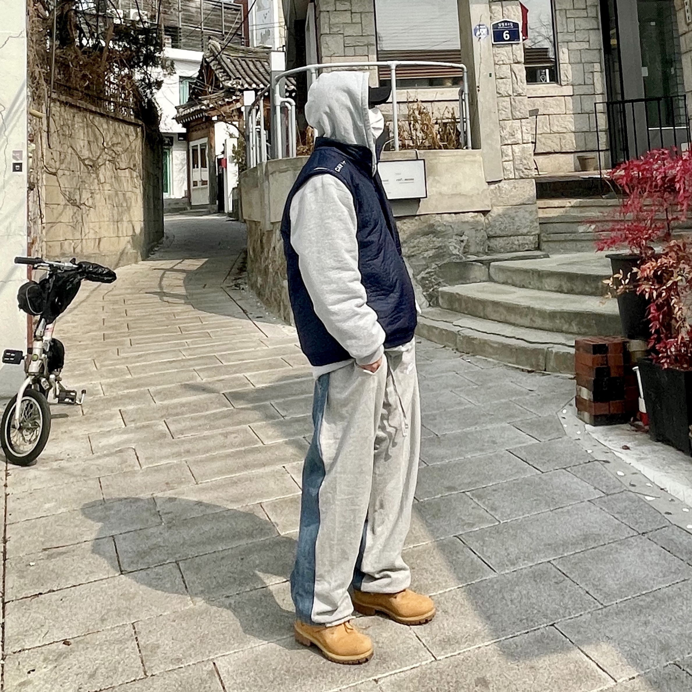 Nike x Cav Empt Vest Navy, Supreme Pearl Logo Hooded Sweatshirt Heather Grey - 21FW 착용 스타일