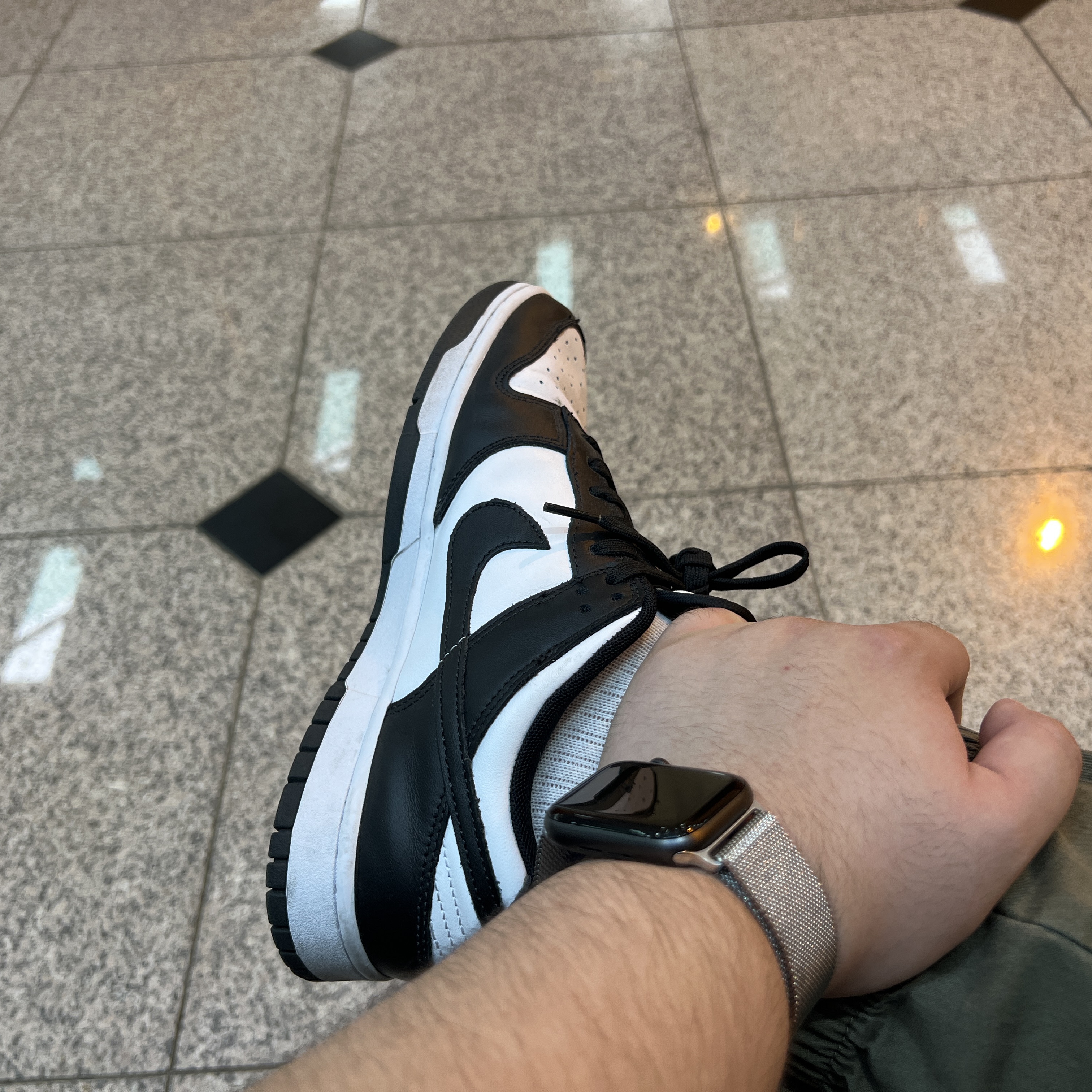 Nike Dunk Low Retro Black, Xbox Series X Halo Infinite Limited Edition Bundle (220V) 착용 스타일 - 1