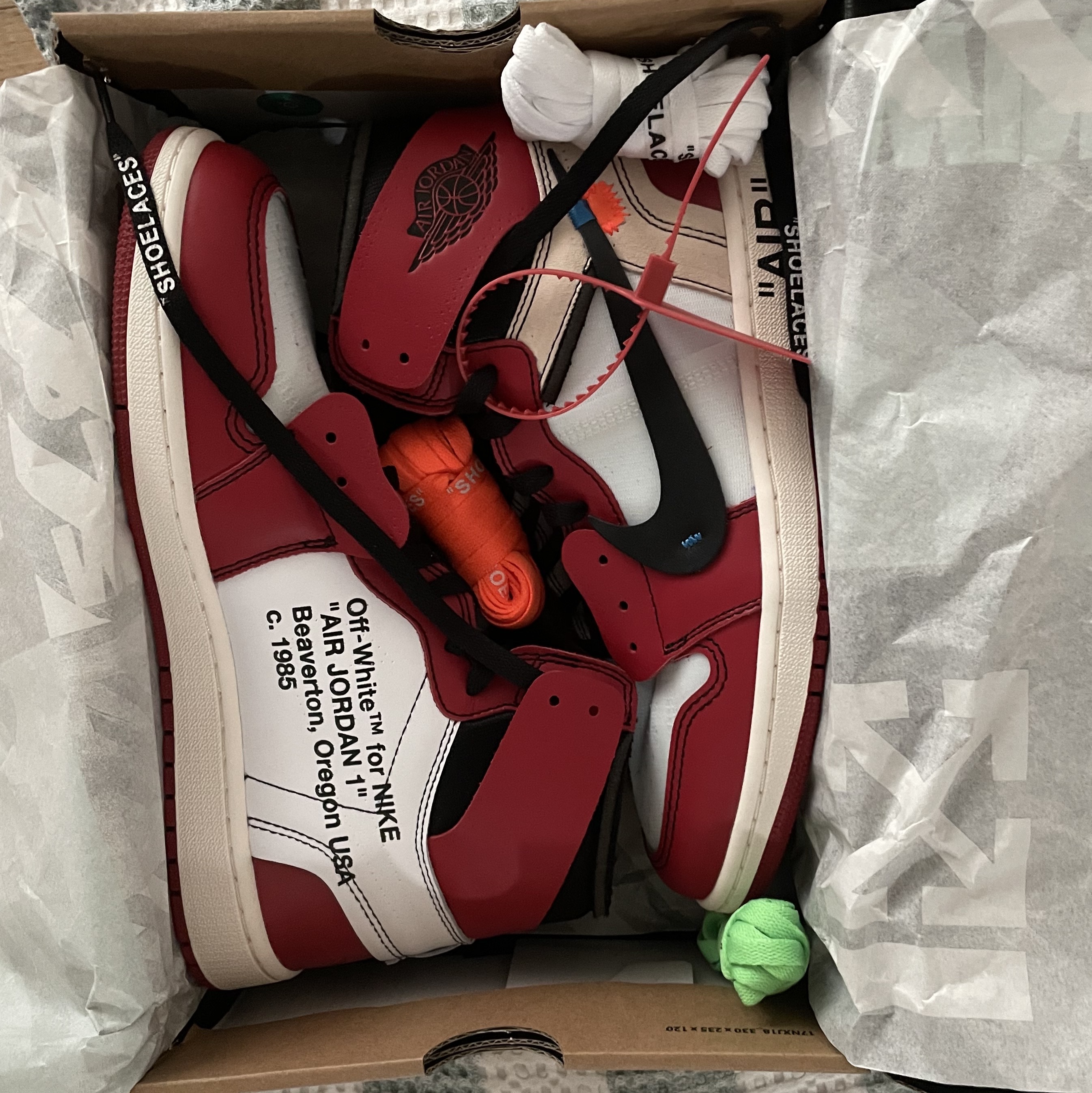 Jordan 1 x Off-White Retro High Chicago The Ten 착용 스타일