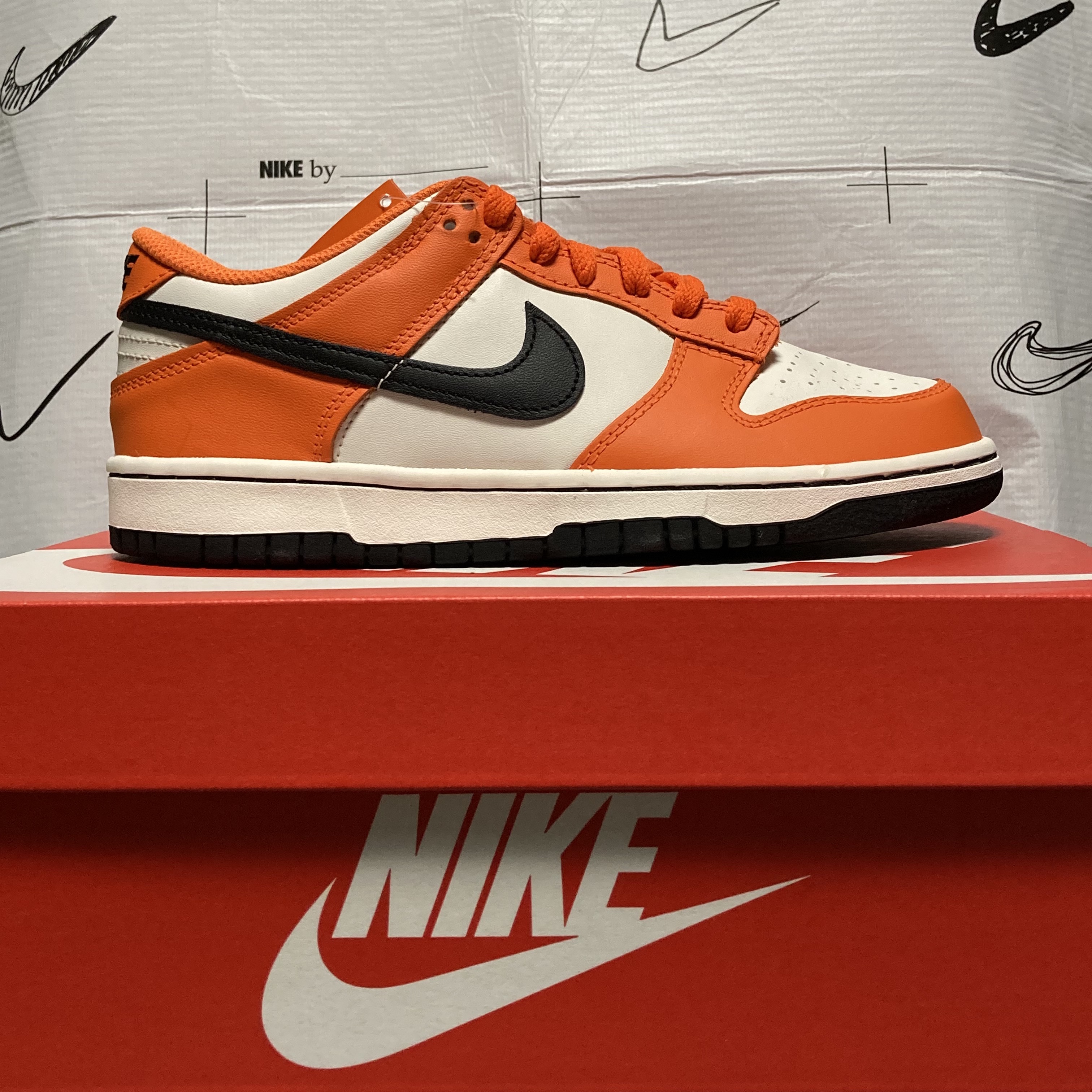 (GS) Nike Dunk Low Safety Orange 착용 스타일