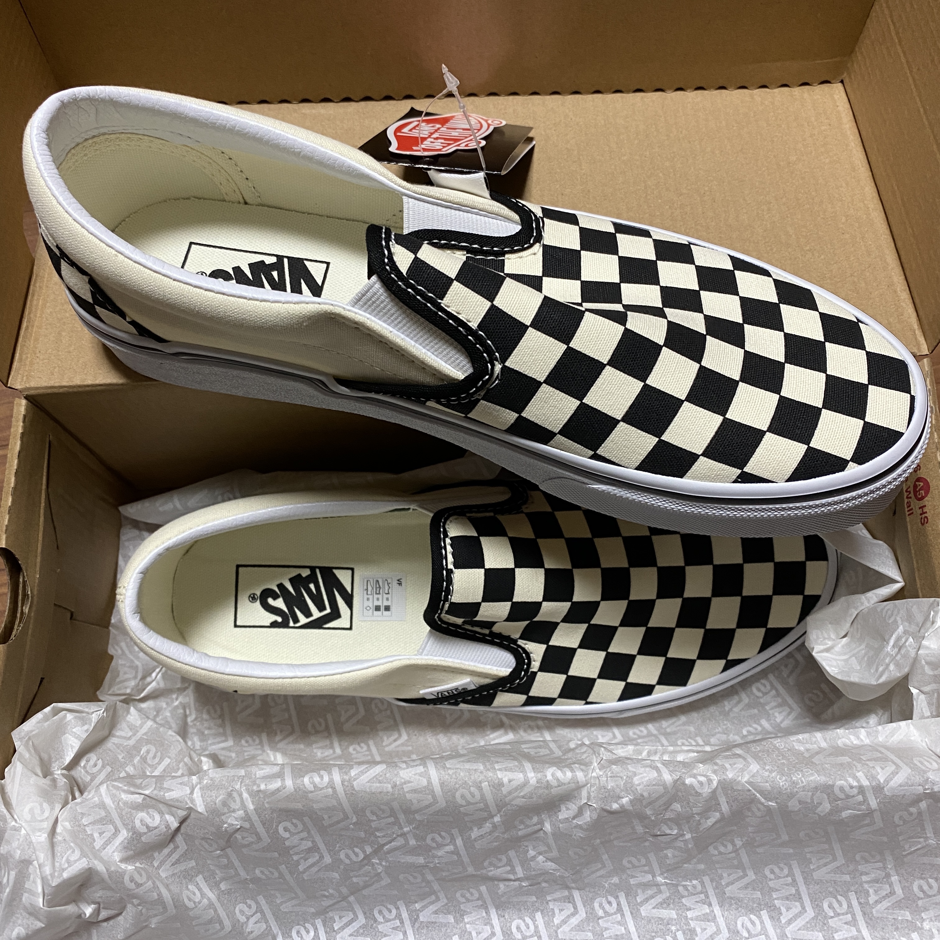 Vans Slip-On Checkerboard 착용 스타일