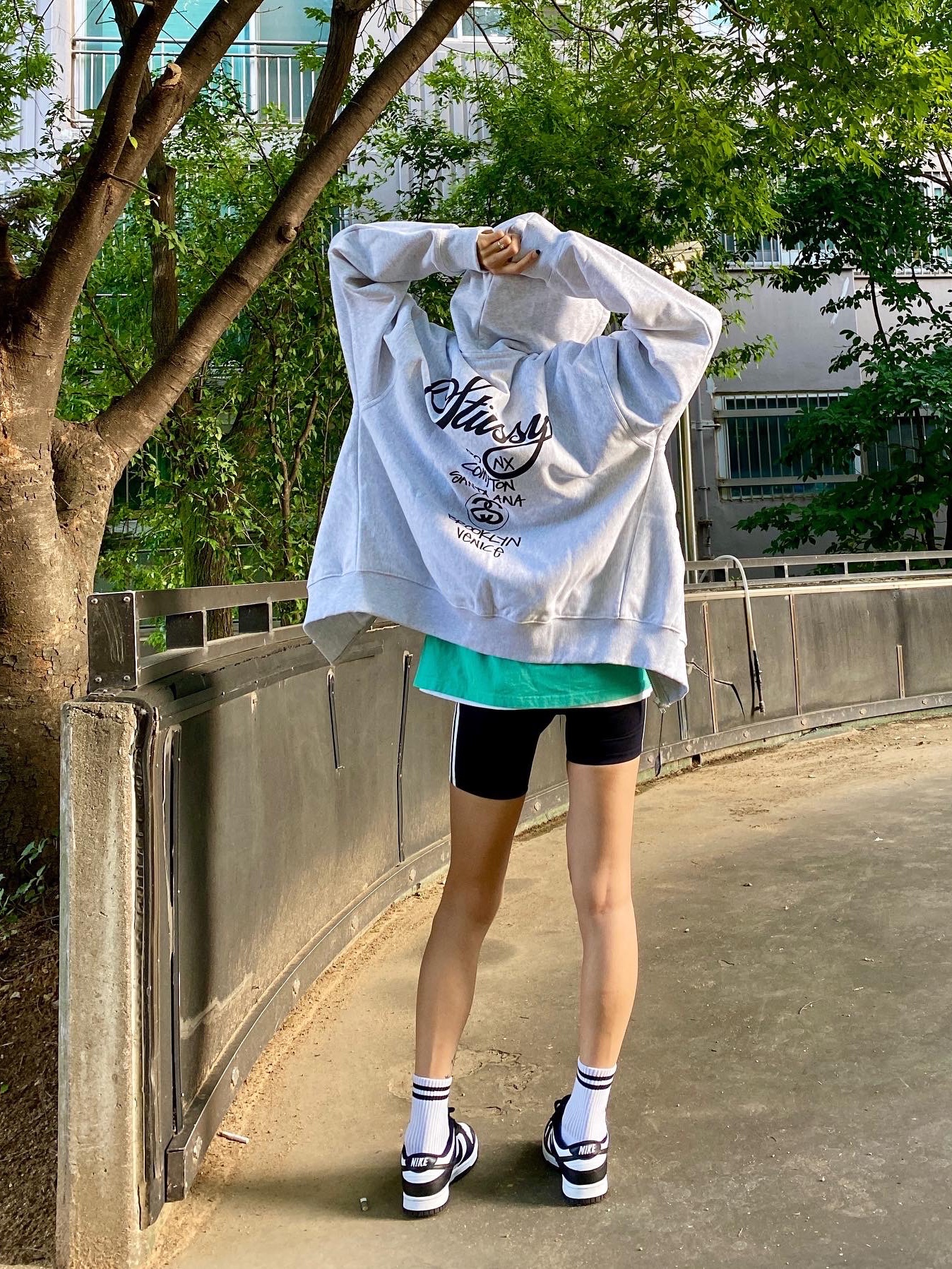 Stussy Big Link T-Shirt Green, Stussy World Tour Zip Hoodie Ash Heather 2022 착용 스타일 - 3