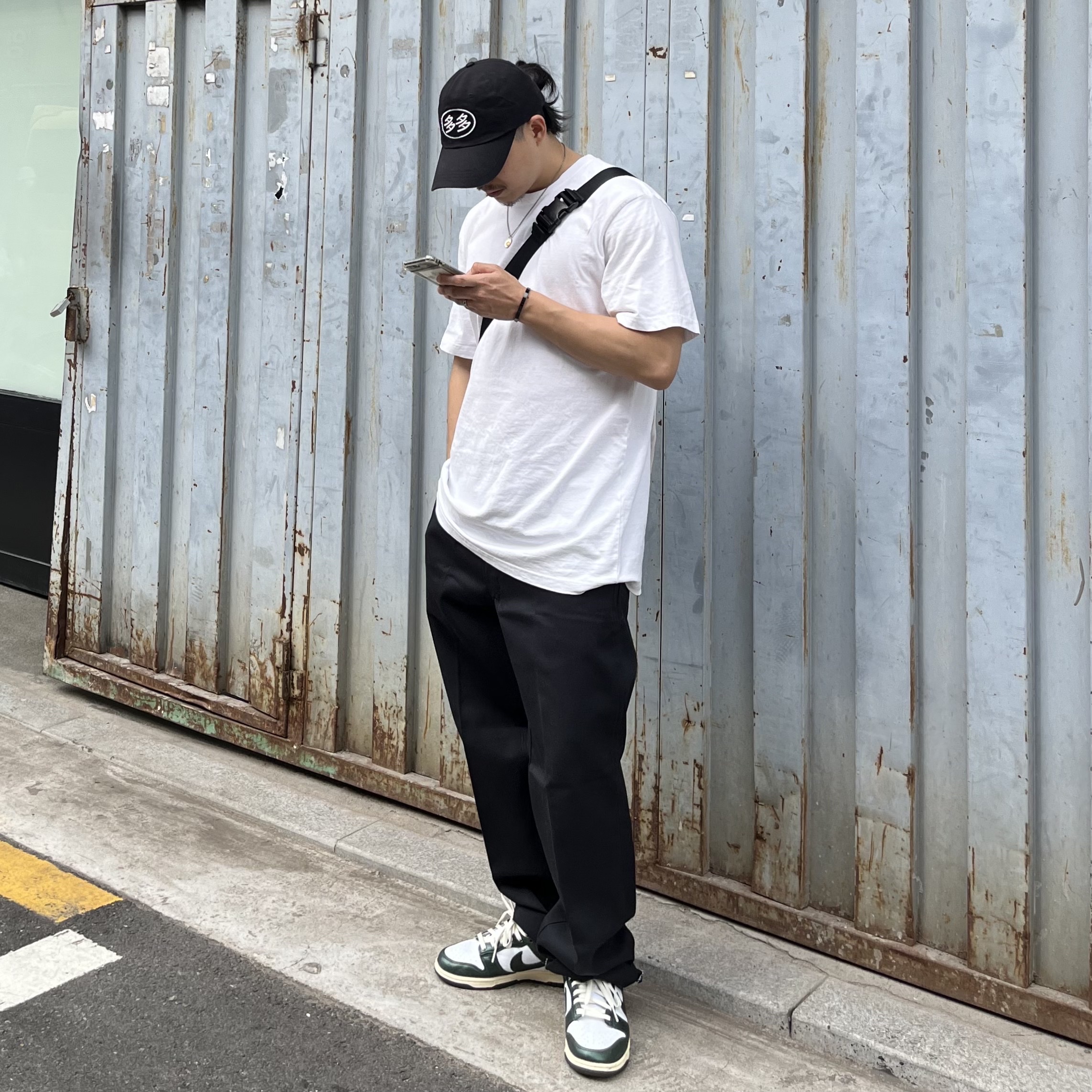 Dada Logo Cap Black White, (W) Nike Dunk Low Vintage Green 착용 스타일 - 2