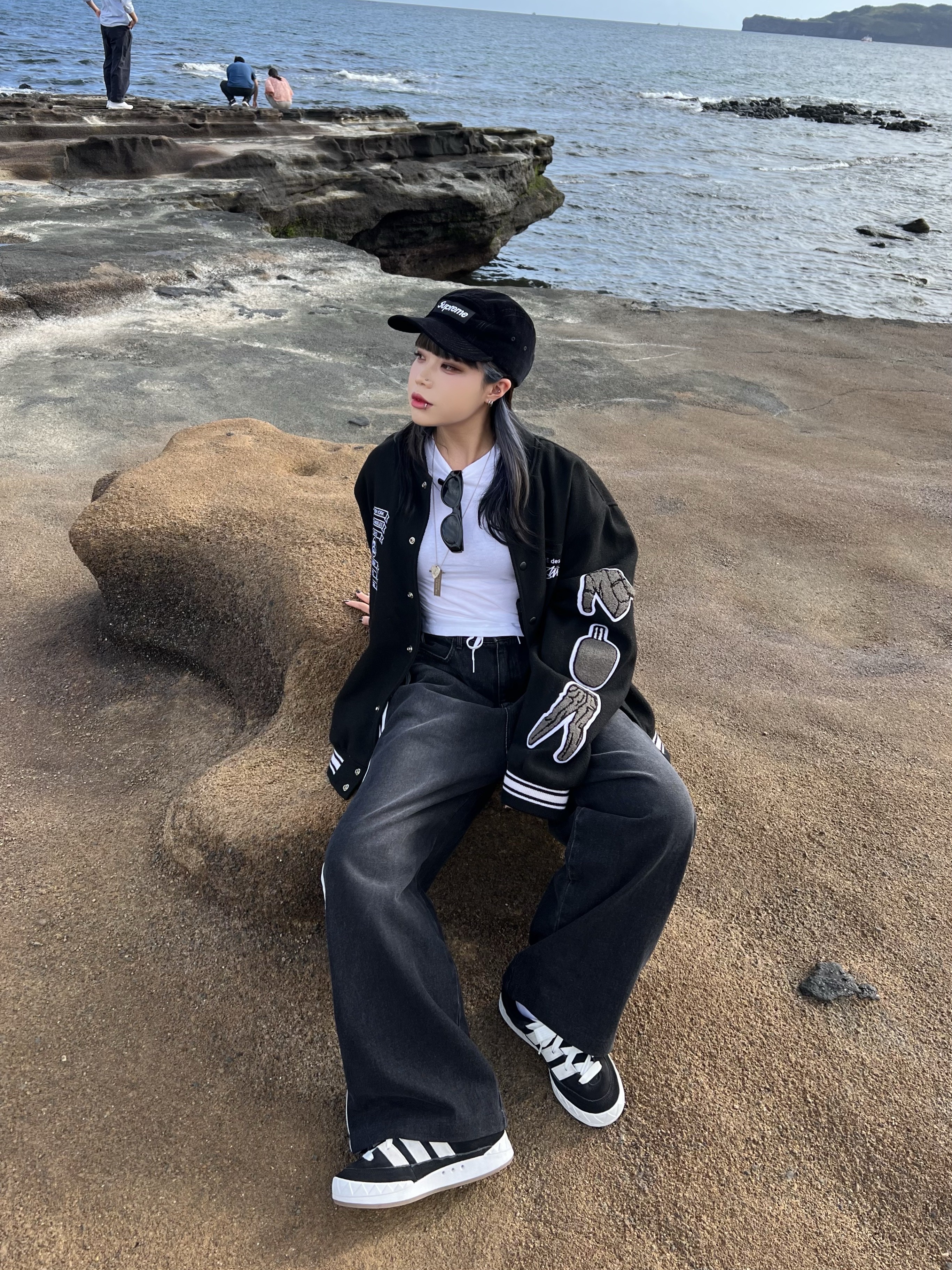 Supreme Gore-Tex Corduroy Camp Cap Black - 21FW, Stussy x CDG Varsity Jacket 착용 스타일