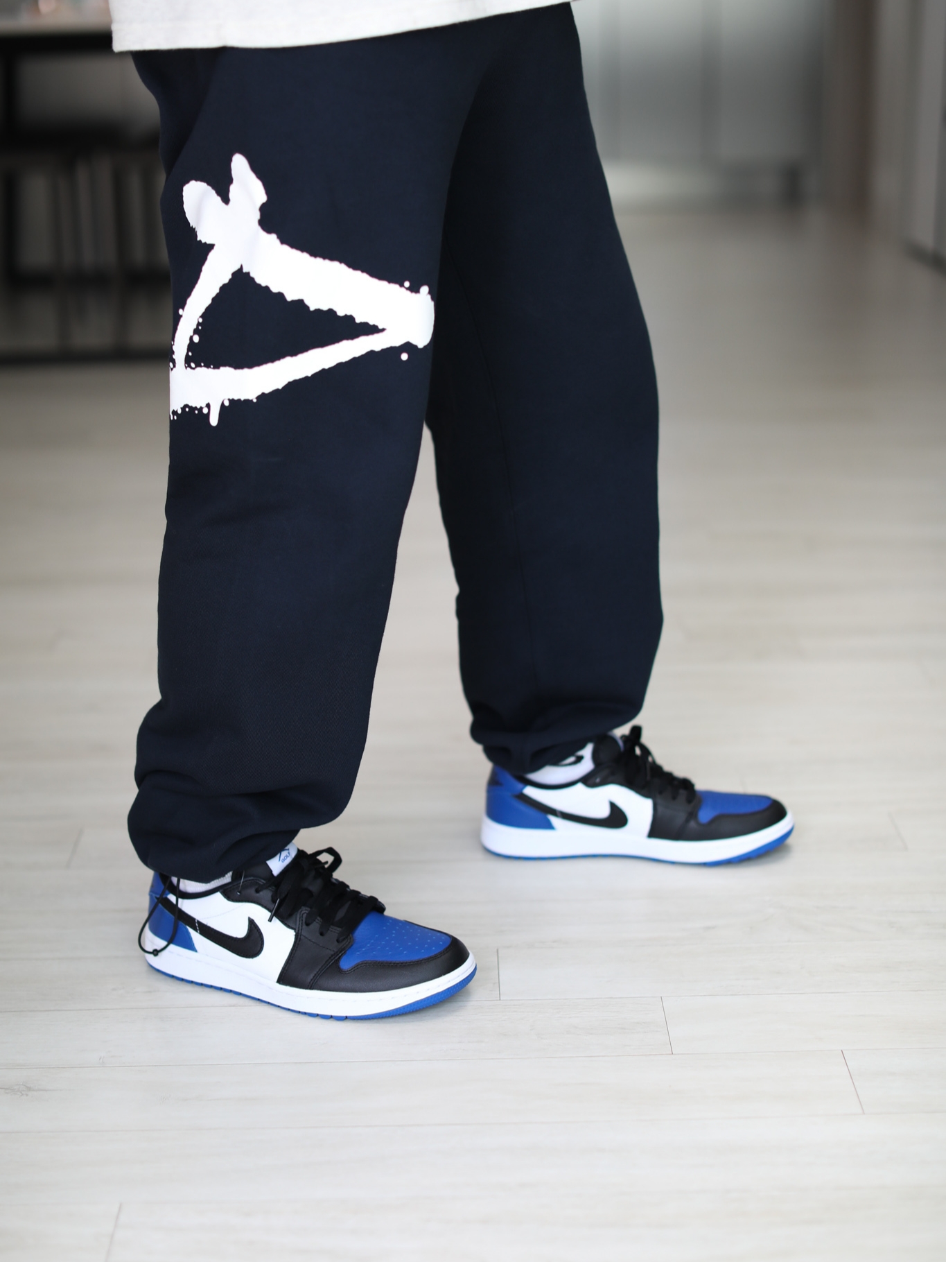 Jordan 1 Low Golf Sport Royal 착용 스타일 - 2