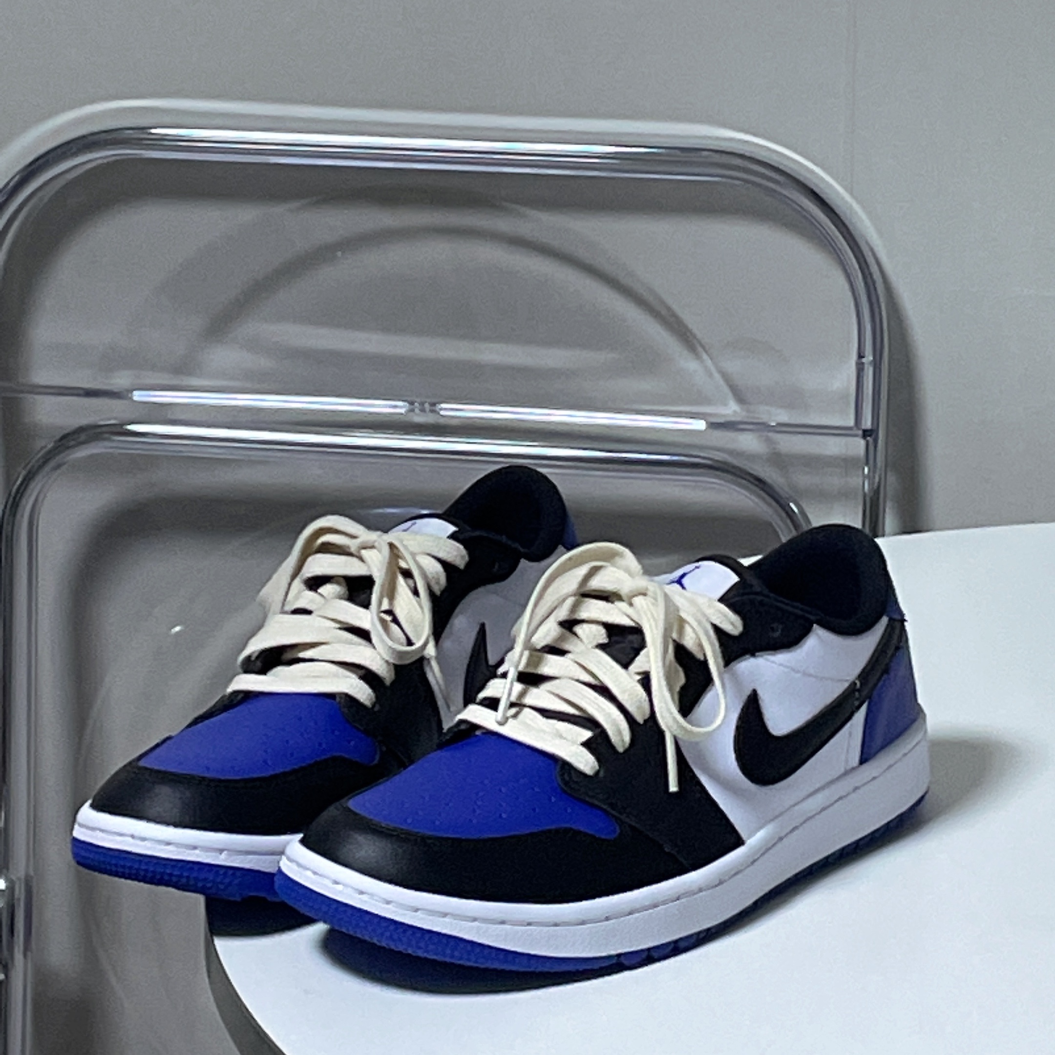 Jordan 1 Low Golf Sport Royal 착용 스타일 - 2
