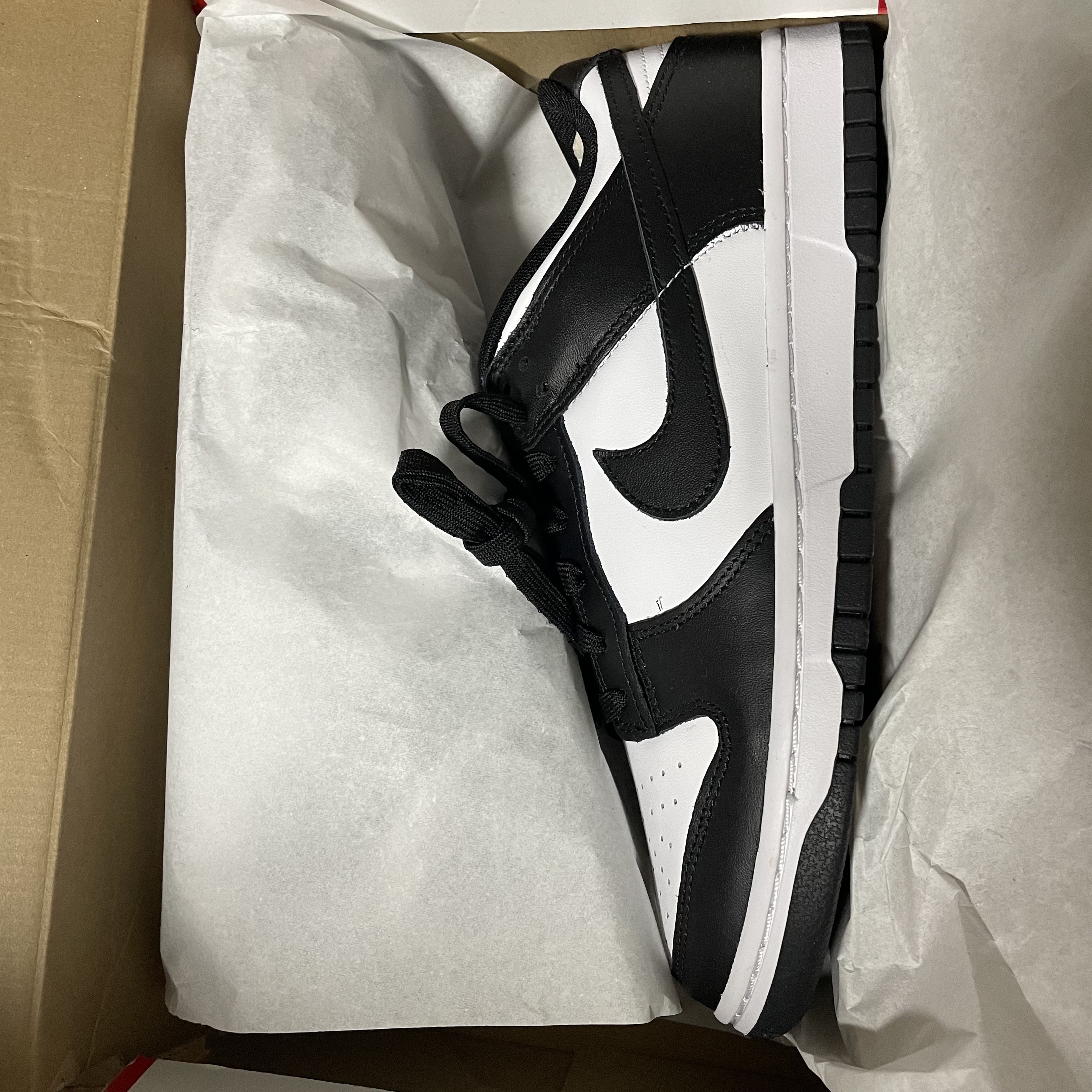 Nike Dunk Low Retro Black 착용 스타일