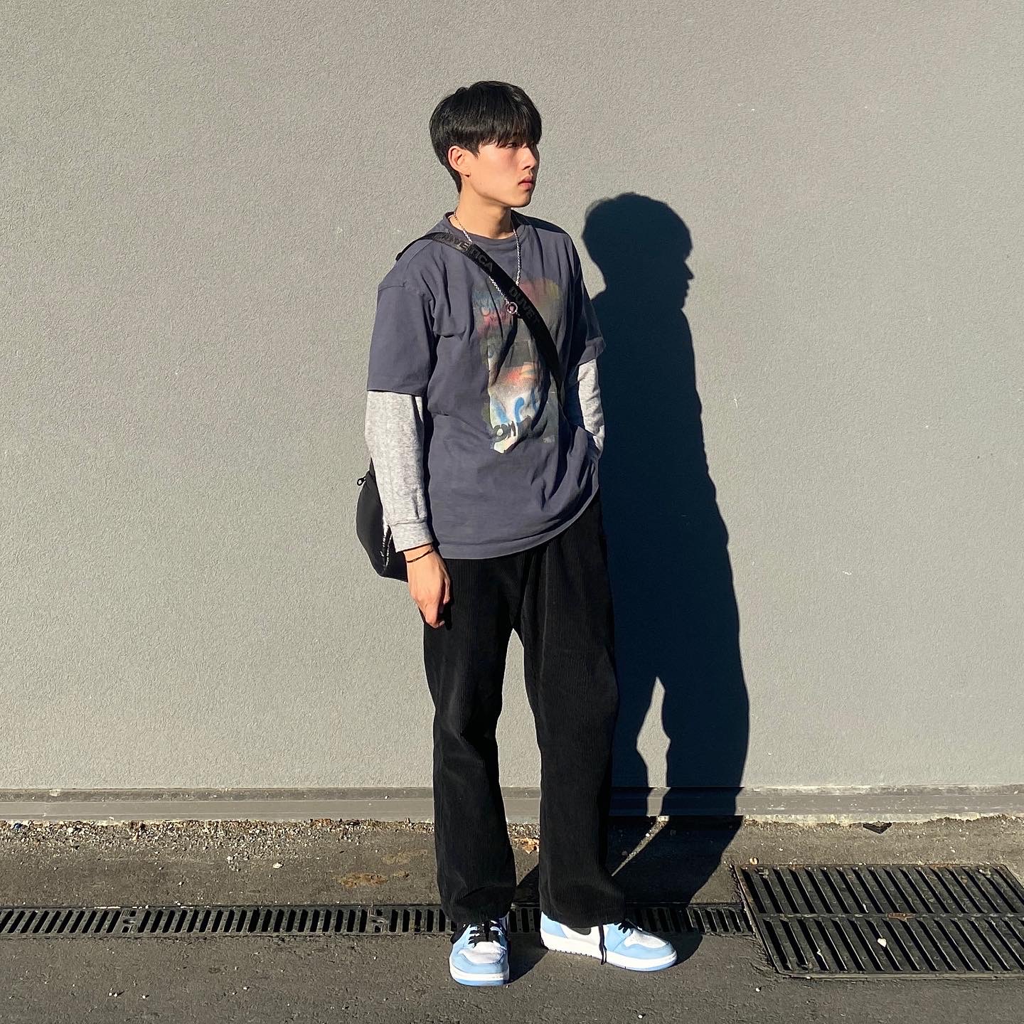 Jordan 1 Retro High OG University Blue 착용 스타일 - 1