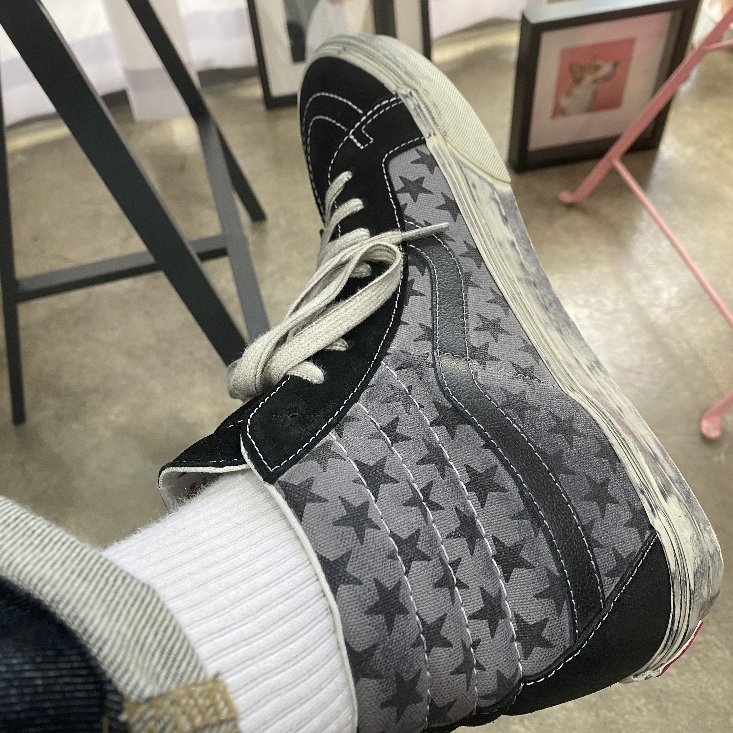 Vans Vault x Bianca Chandon Sk8-Hi Reissue LX Stressed Black Gray 착용 스타일