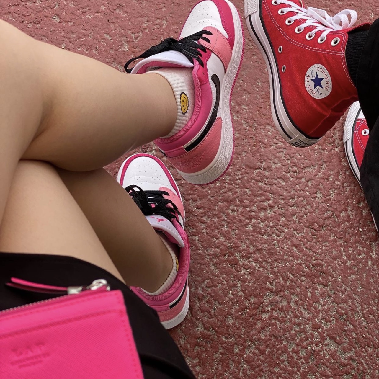 (GS) Jordan 1 Low Rush Pink 착용 스타일 - 2