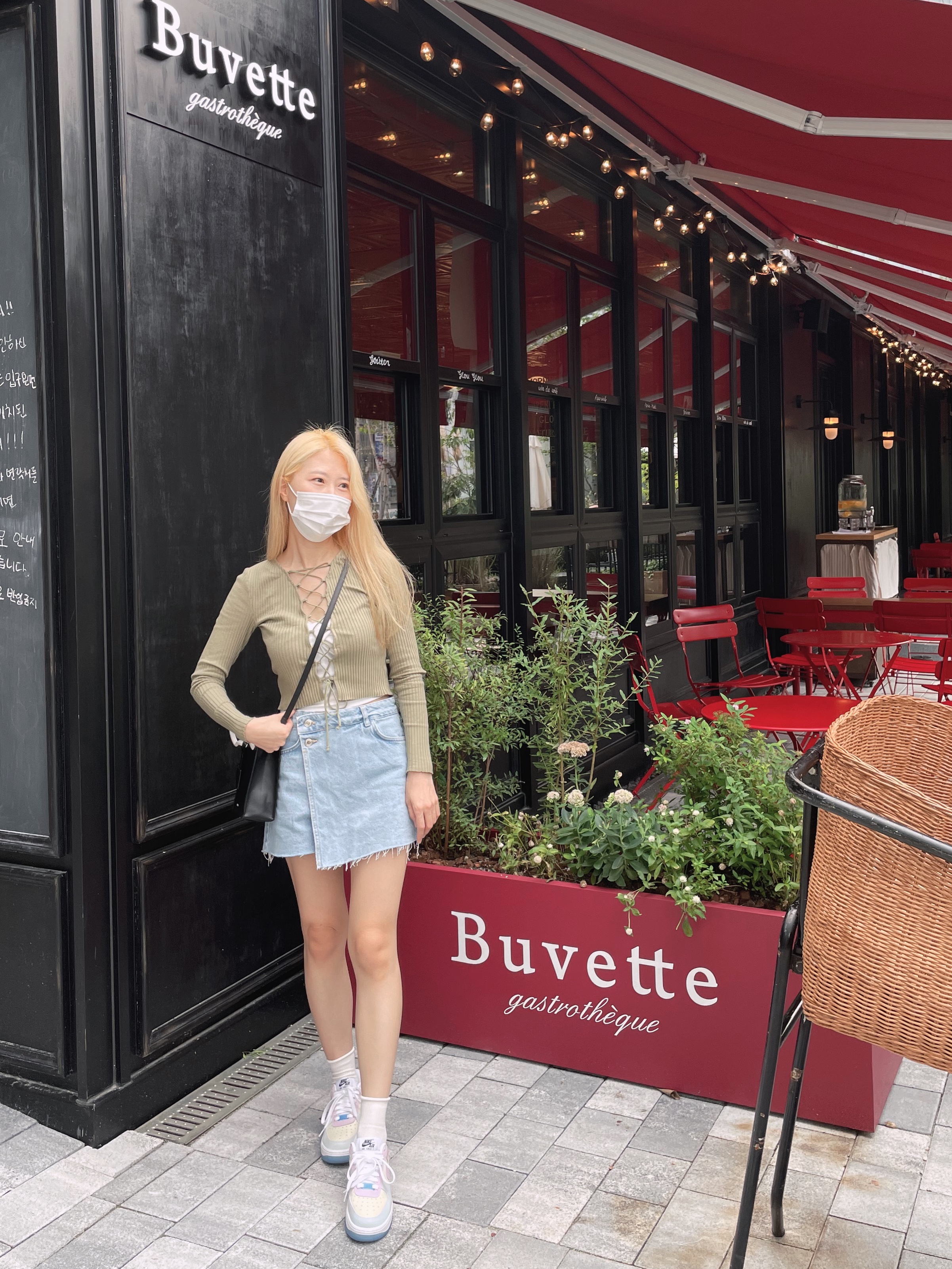 (W) Nike Air Force 1 '07 LX Photochromic 착용 스타일