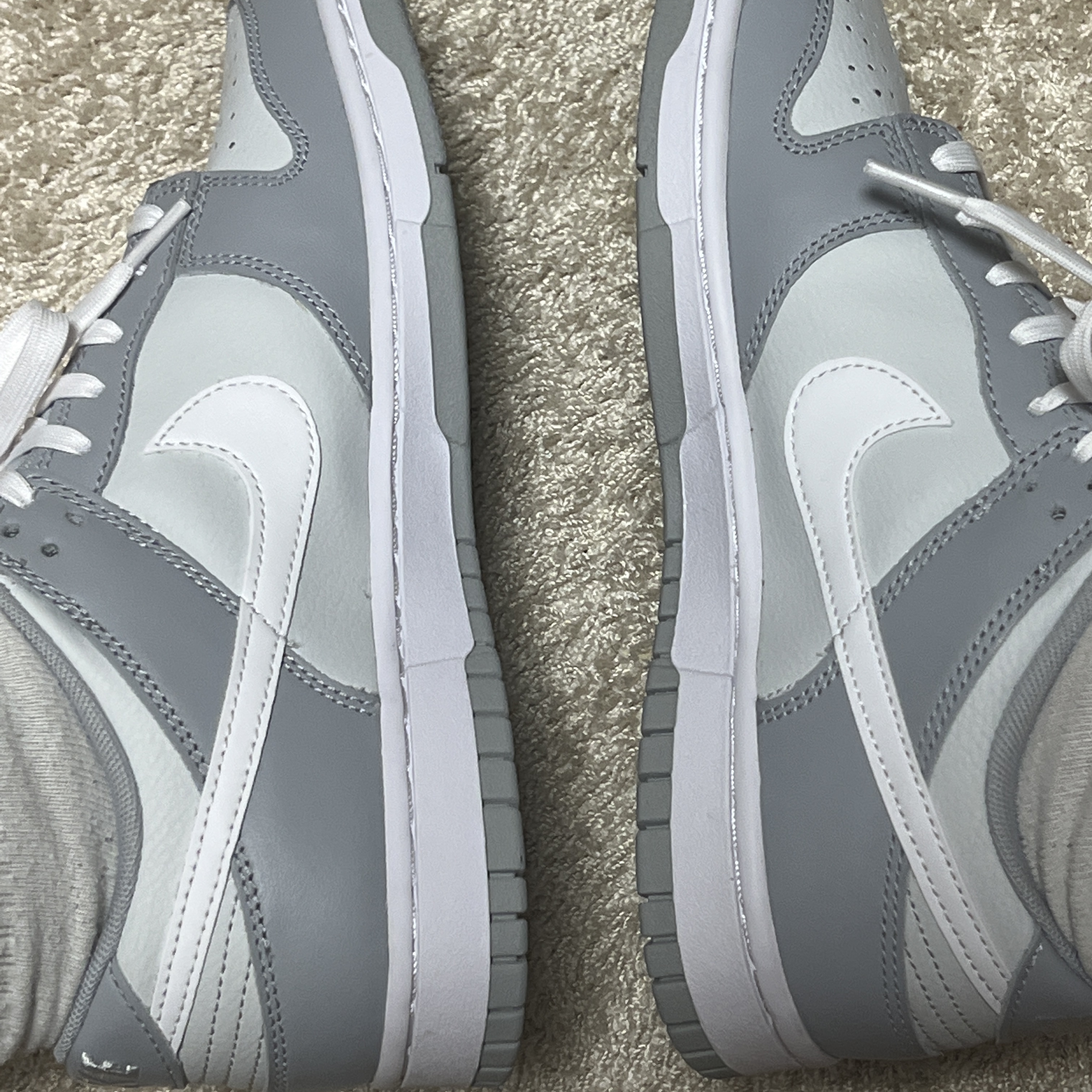 Nike Dunk Low Retro Wolf Grey 착용 스타일