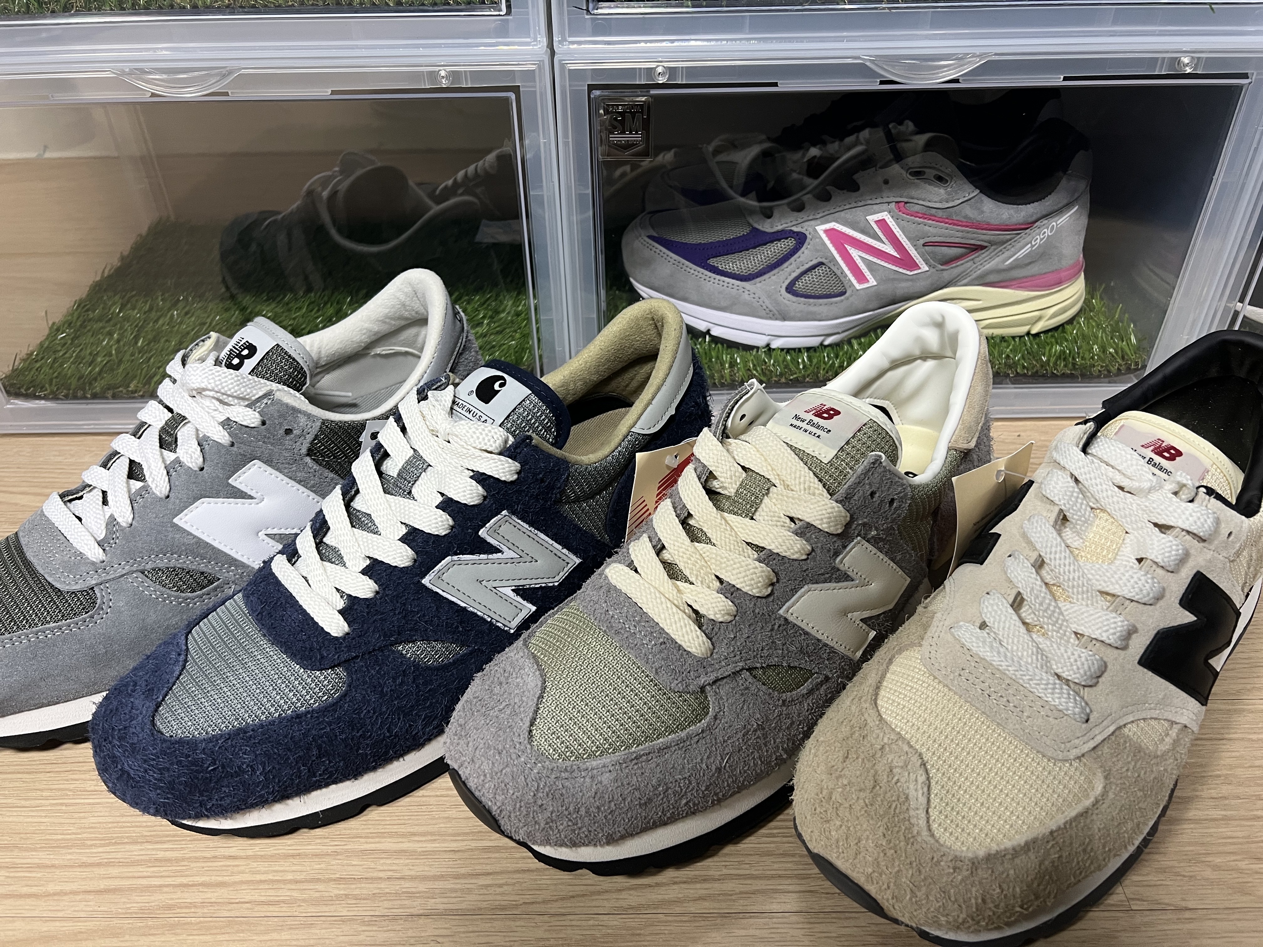 New Balance x Carhartt WIP 990v1 Made in USA Sculpture Center, New Balance 990v1 Made in USA Marblehead Incense 착용 스타일 - 1