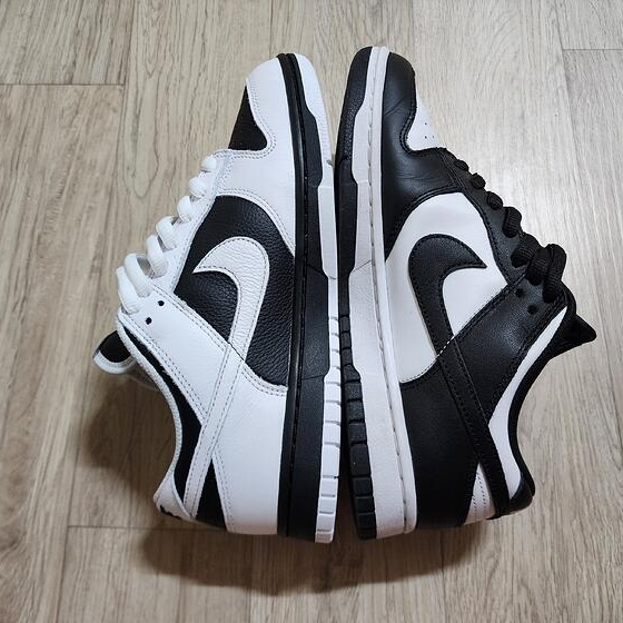 Nike Dunk Low Retro Black, Nike Dunk Low Retro Black White 착용 스타일 - 4