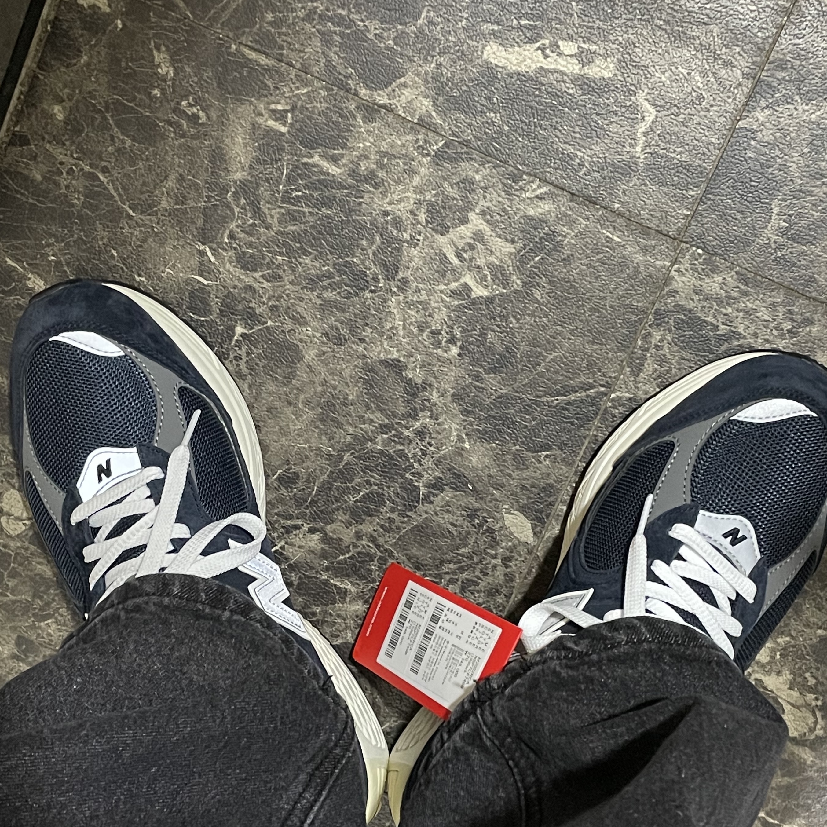 New Balance 2002R Eclipse Castlerock, New Balance 993 Made in USA Grey - D Standard 착용 스타일 - 2