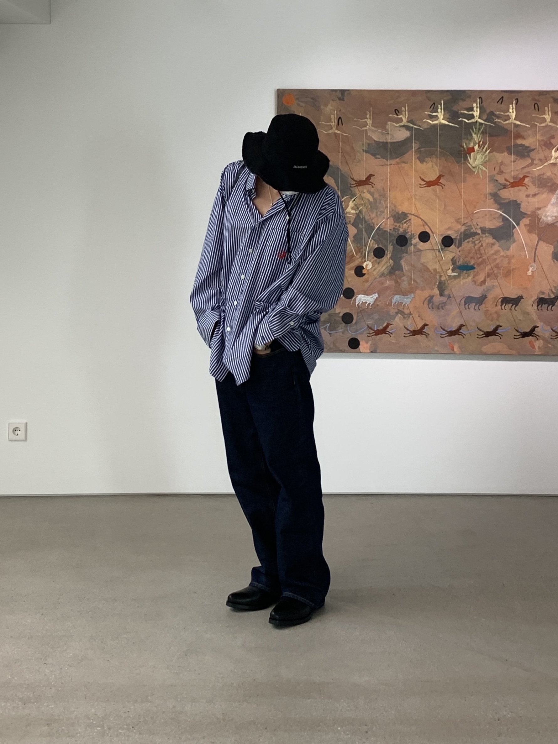 Our Legacy Cuban Boot Black, Jacquemus Le Bob Artichaut Bucket Hat Black 착용 스타일 - 1