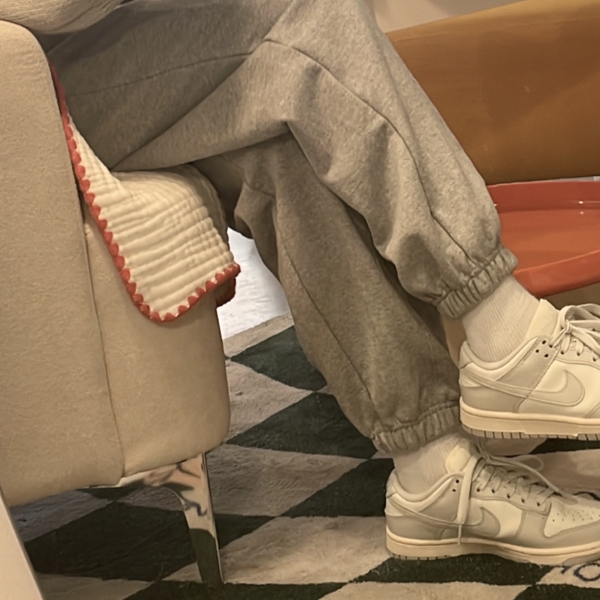 (W) Nike Dunk Low Light Bone 착용 스타일