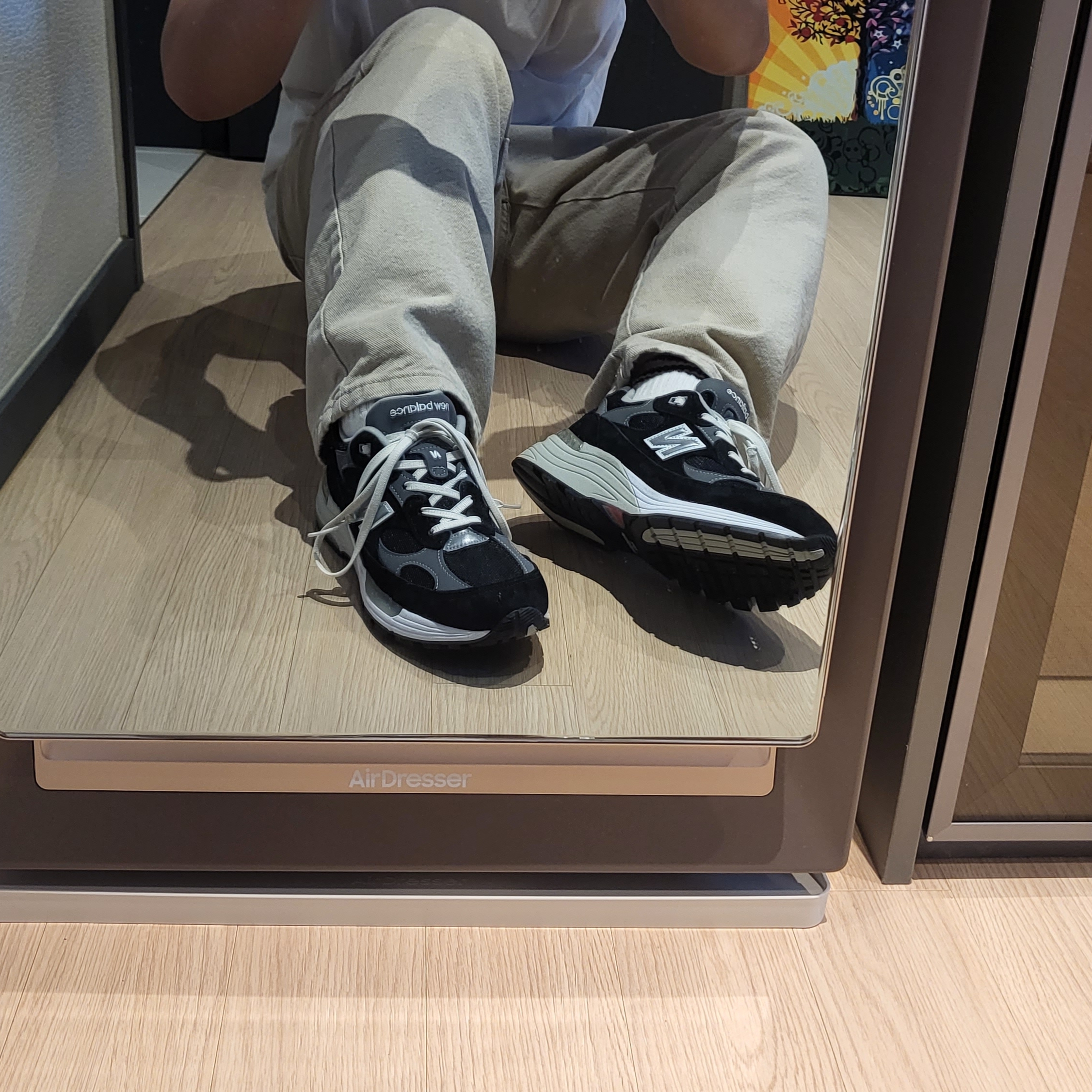 New Balance 992 Made in USA Black Grey 착용 스타일 - 1