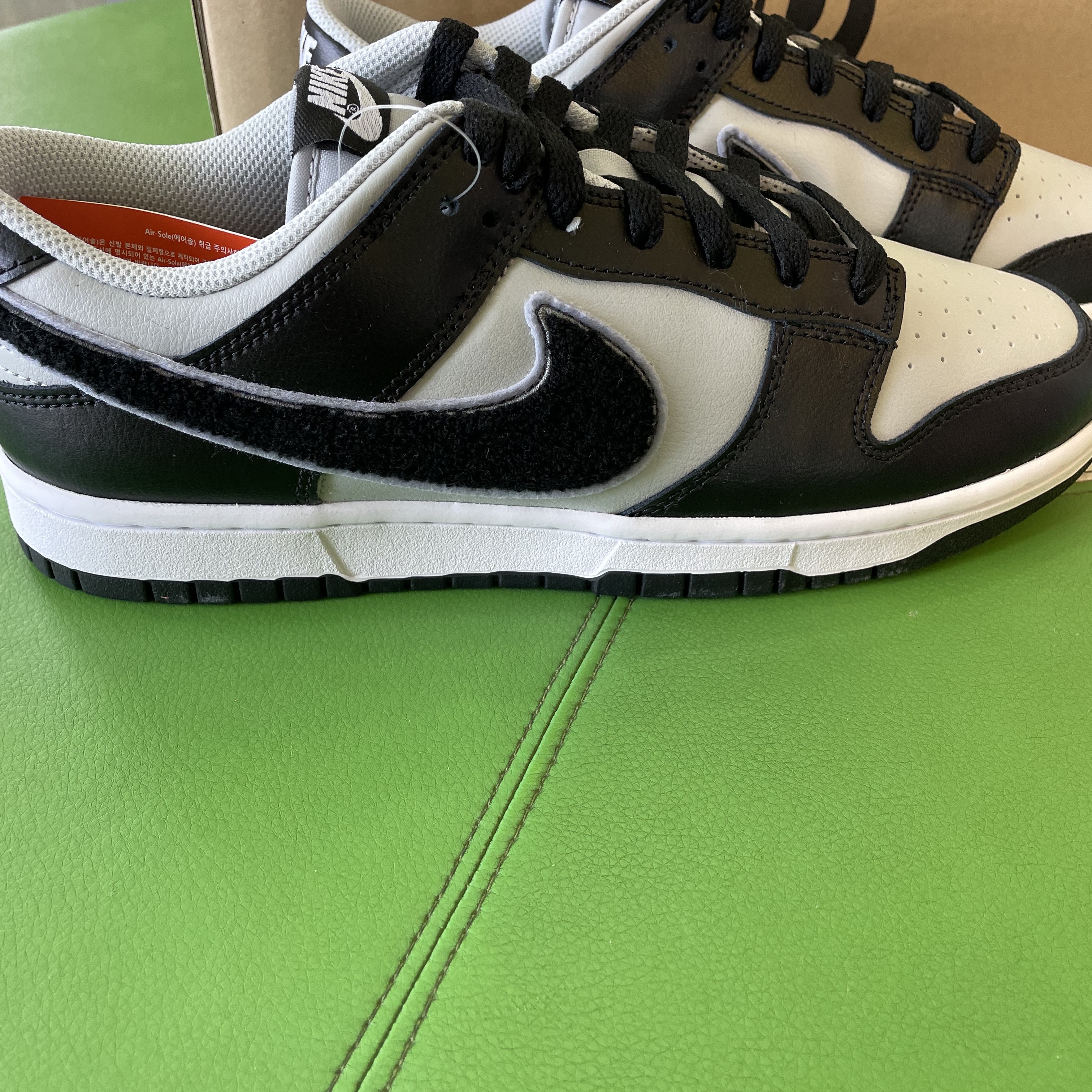 Nike Dunk Low Retro Grey Fog Black 착용 스타일 - 2