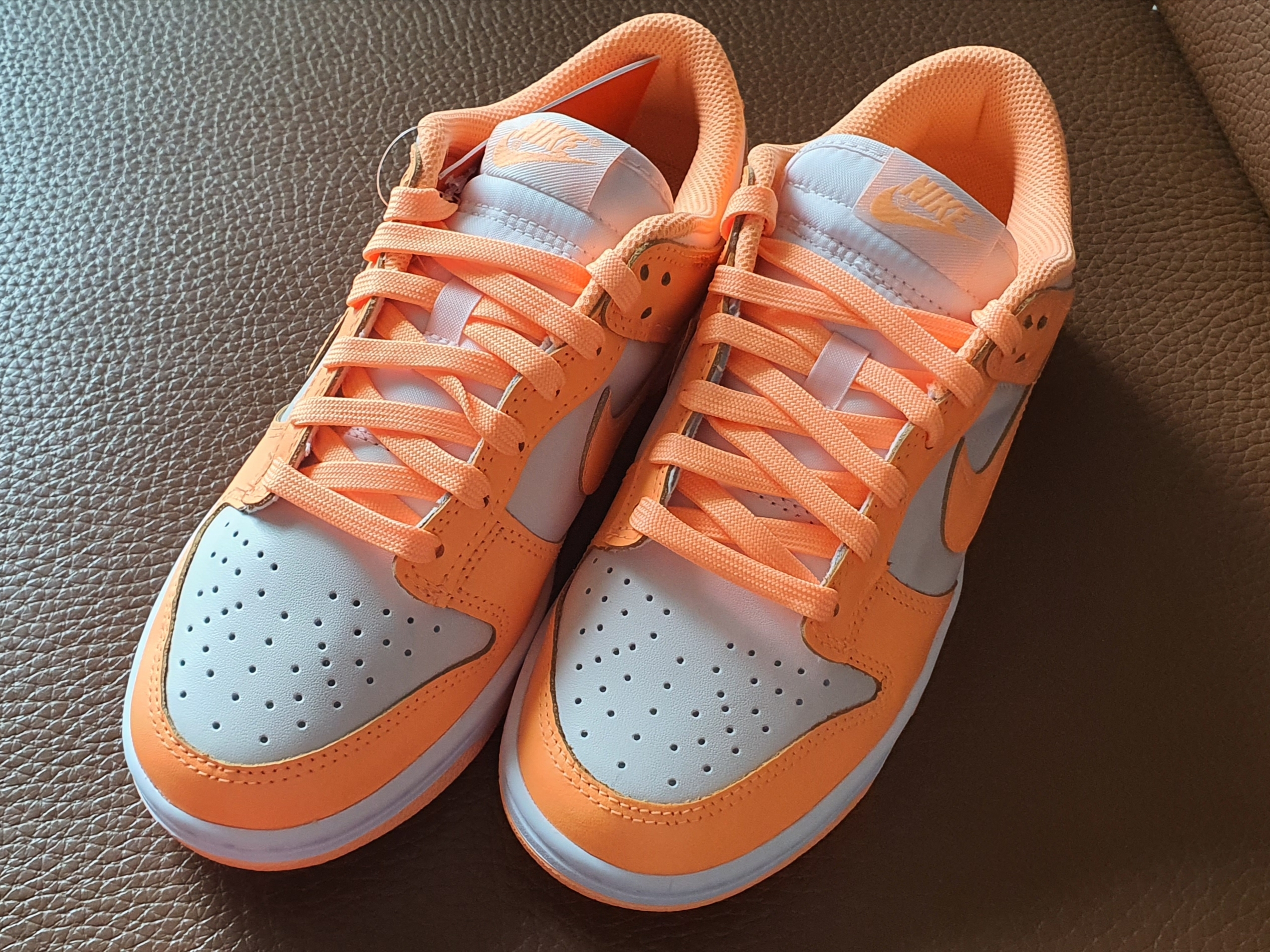 (W) Nike Dunk Low Peach Cream 착용 스타일