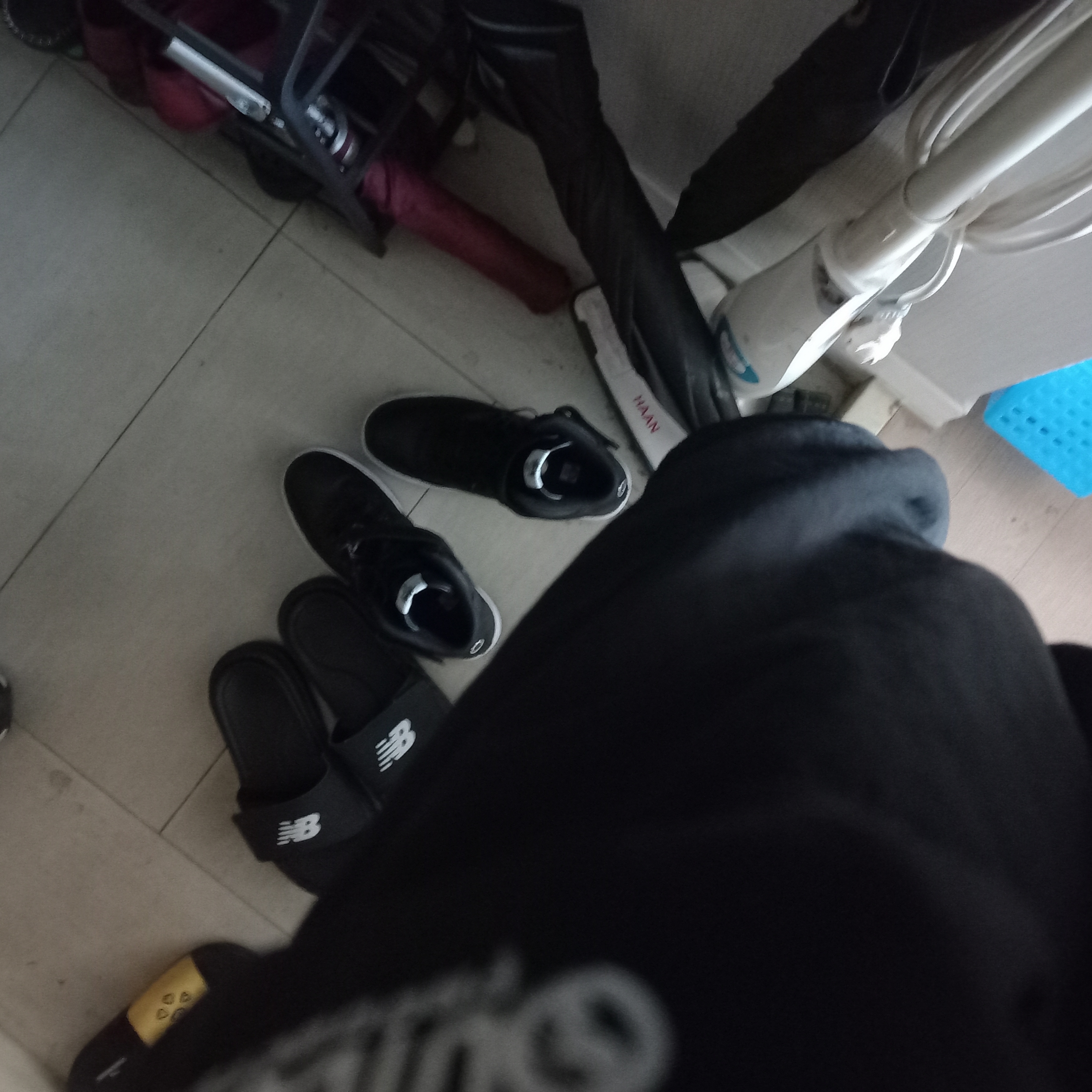 Nike x Stussy Air Force 1 '07 Mid SP Black 착용 스타일