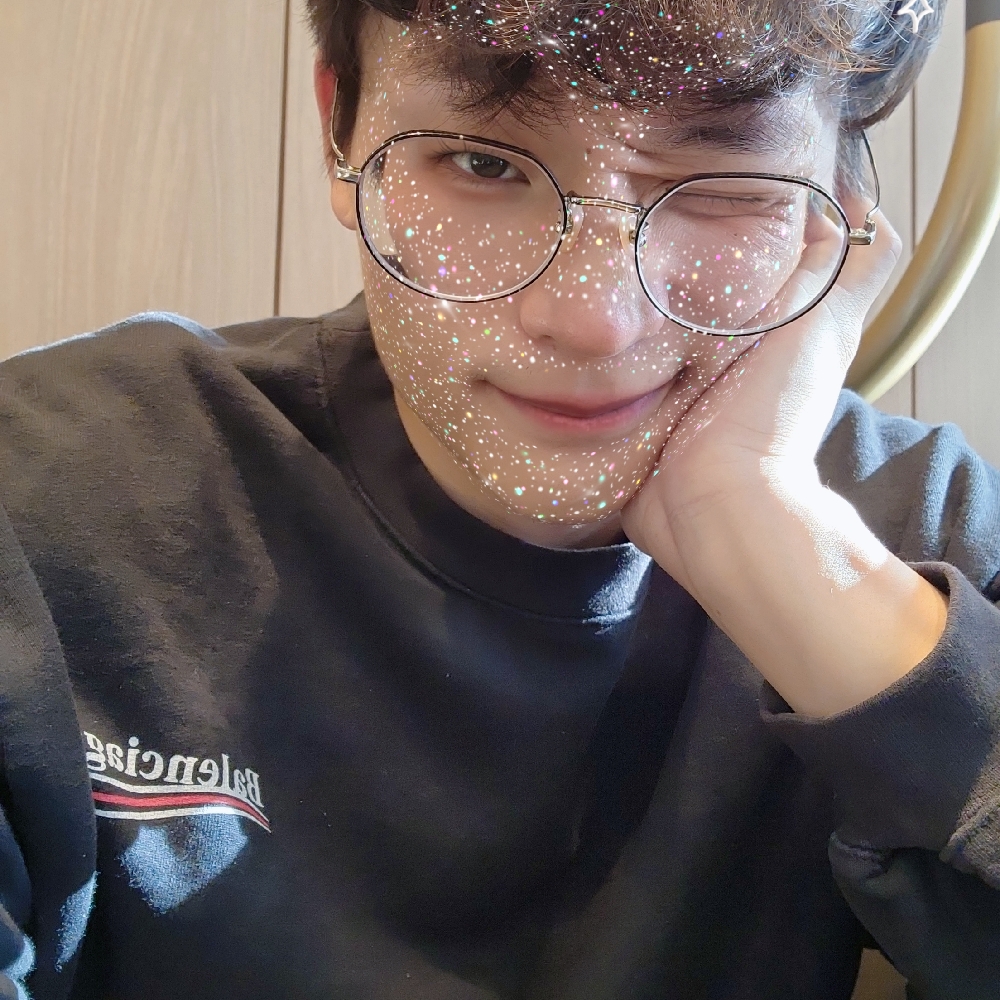 KREAM 프로필 이미지