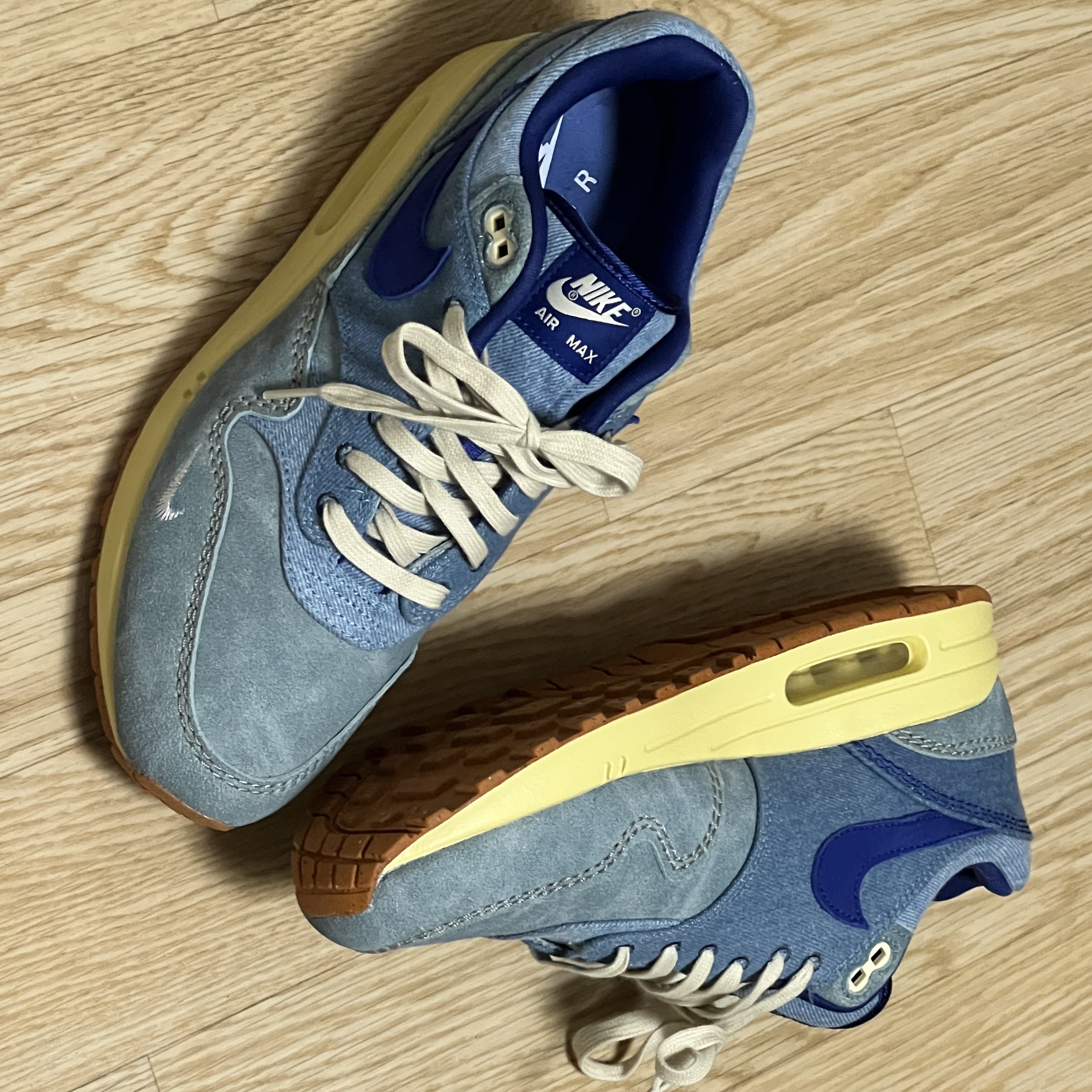 Nike Air Max 1 Premium Dirty Denim 착용 스타일 - 2