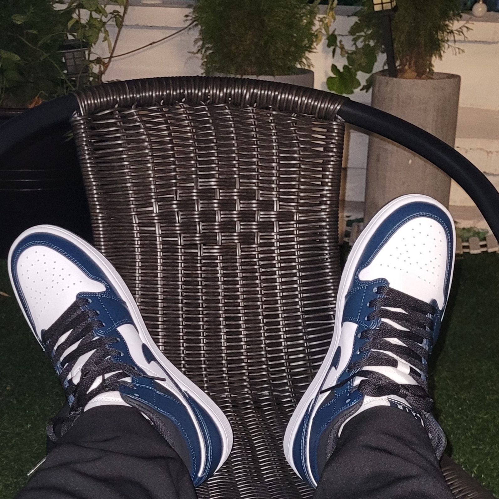 Jordan 1 Mid Dark Teal 착용 스타일 - 1