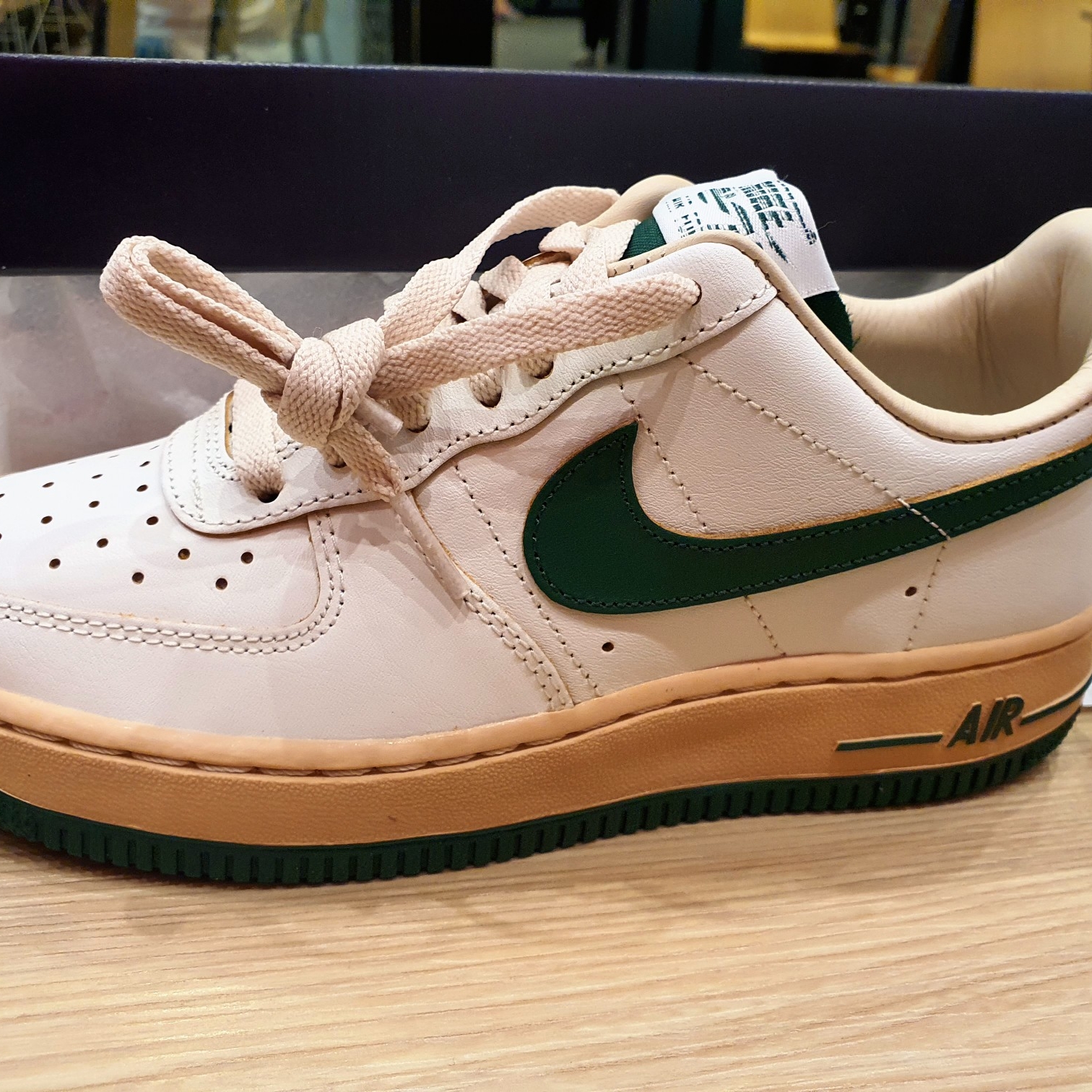 (W) Nike Air Force 1 Low Gorge Green 착용 스타일 - 1