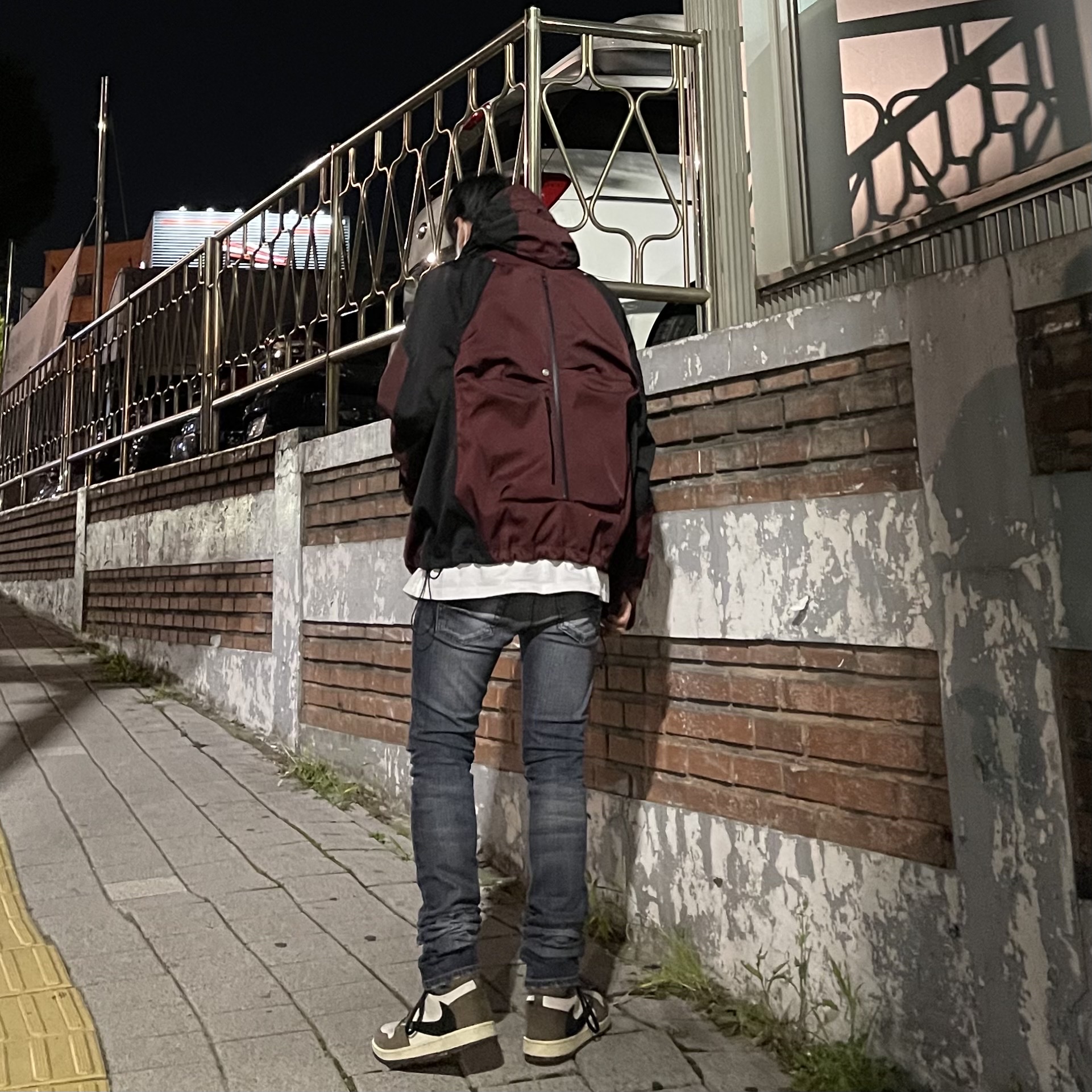 Undermycar Kame Multi Zip Turtle Shell Parka Hot Rod - 22FW, Jordan 1 x Travis Scott Retro High OG SP Mocha 착용 스타일 - 3