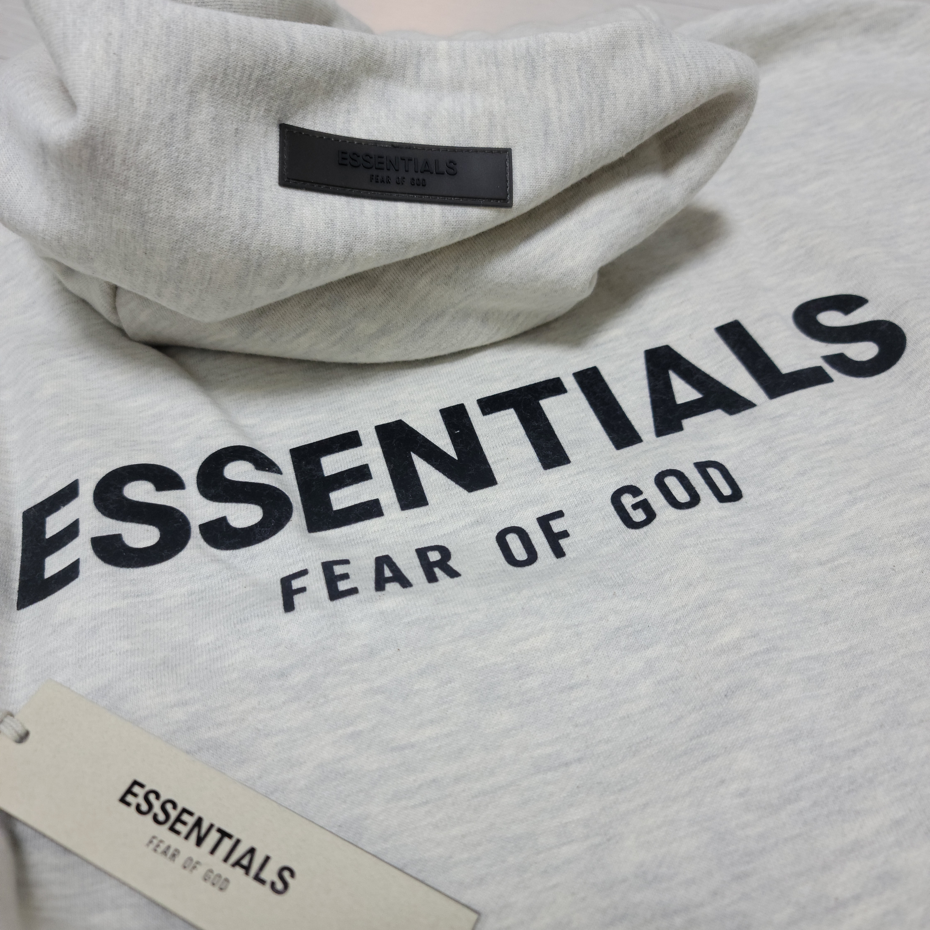 Essentials The Core Collection Hoodie Light Oatmeal 착용 스타일 - 1