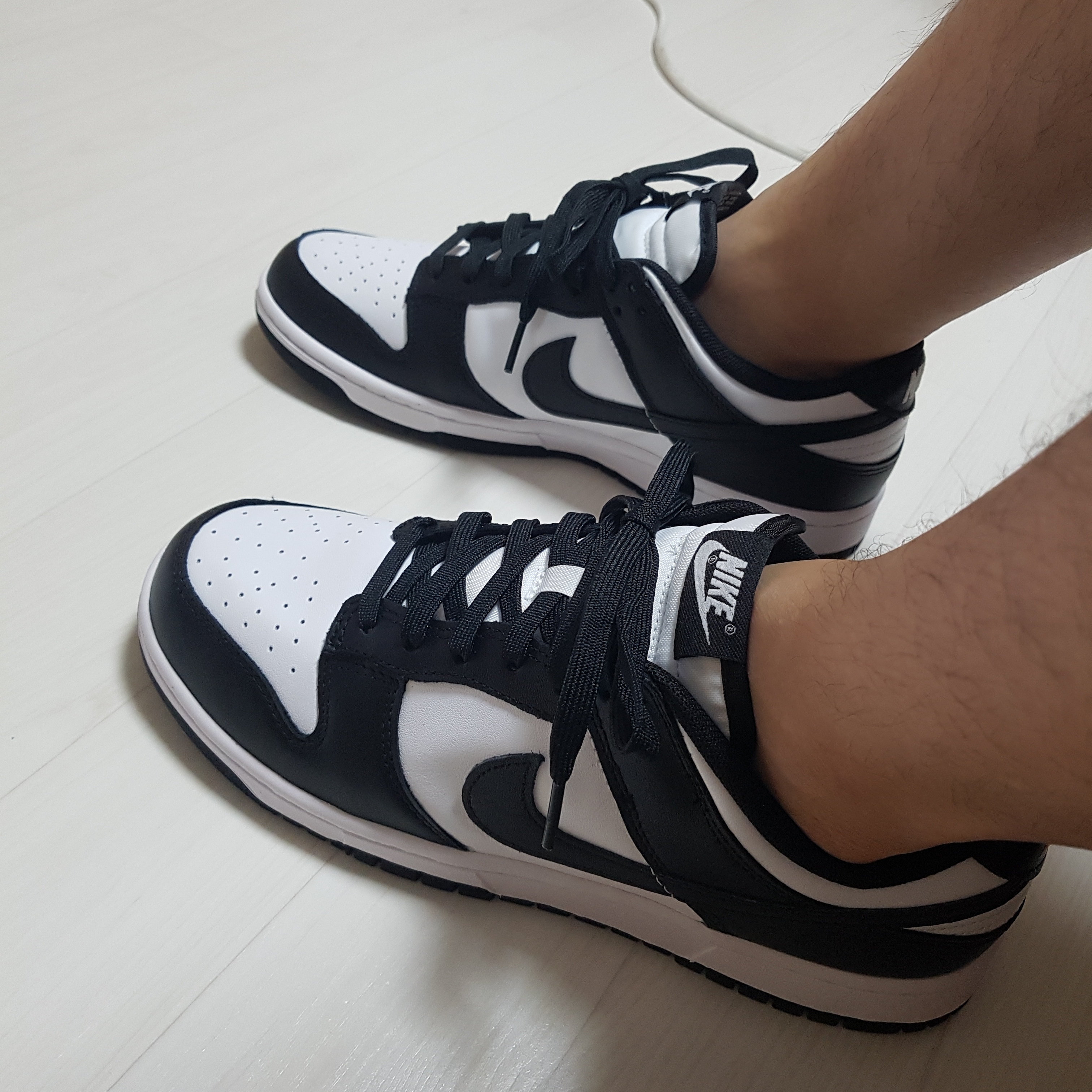 Nike Dunk Low Retro Black 착용 스타일 - 1